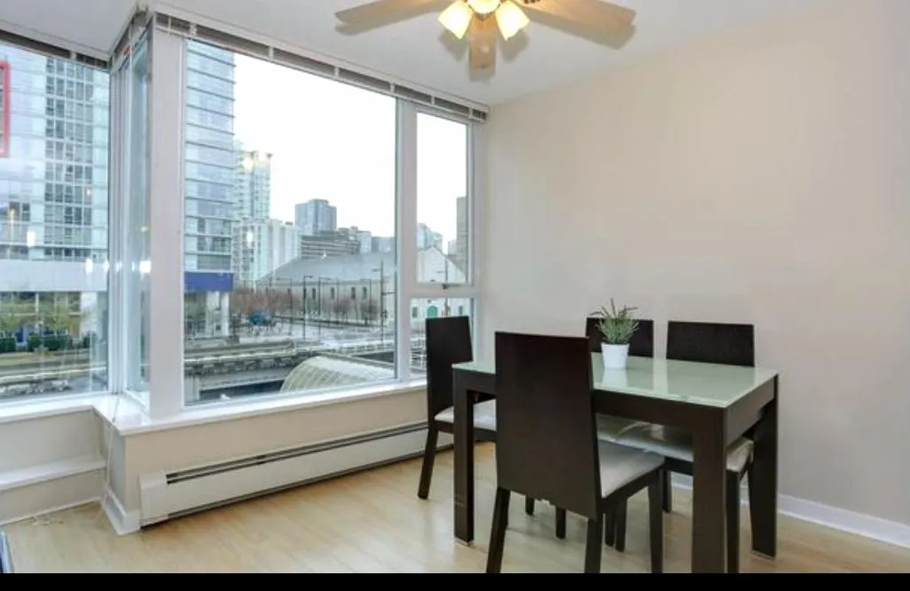 801 188 Keefer Place