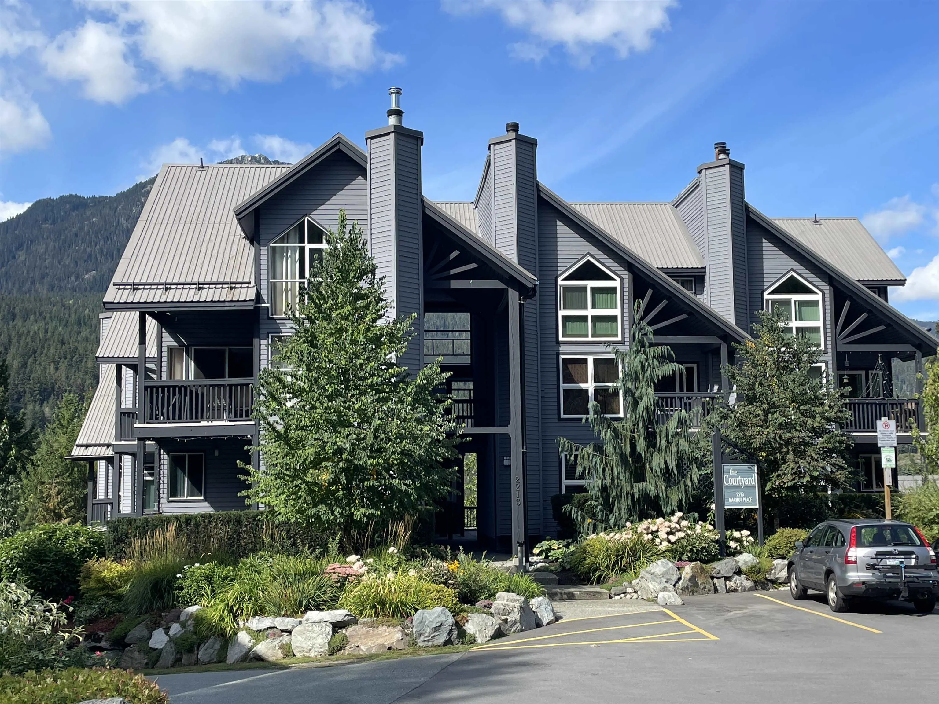 12 2213 Marmot Place