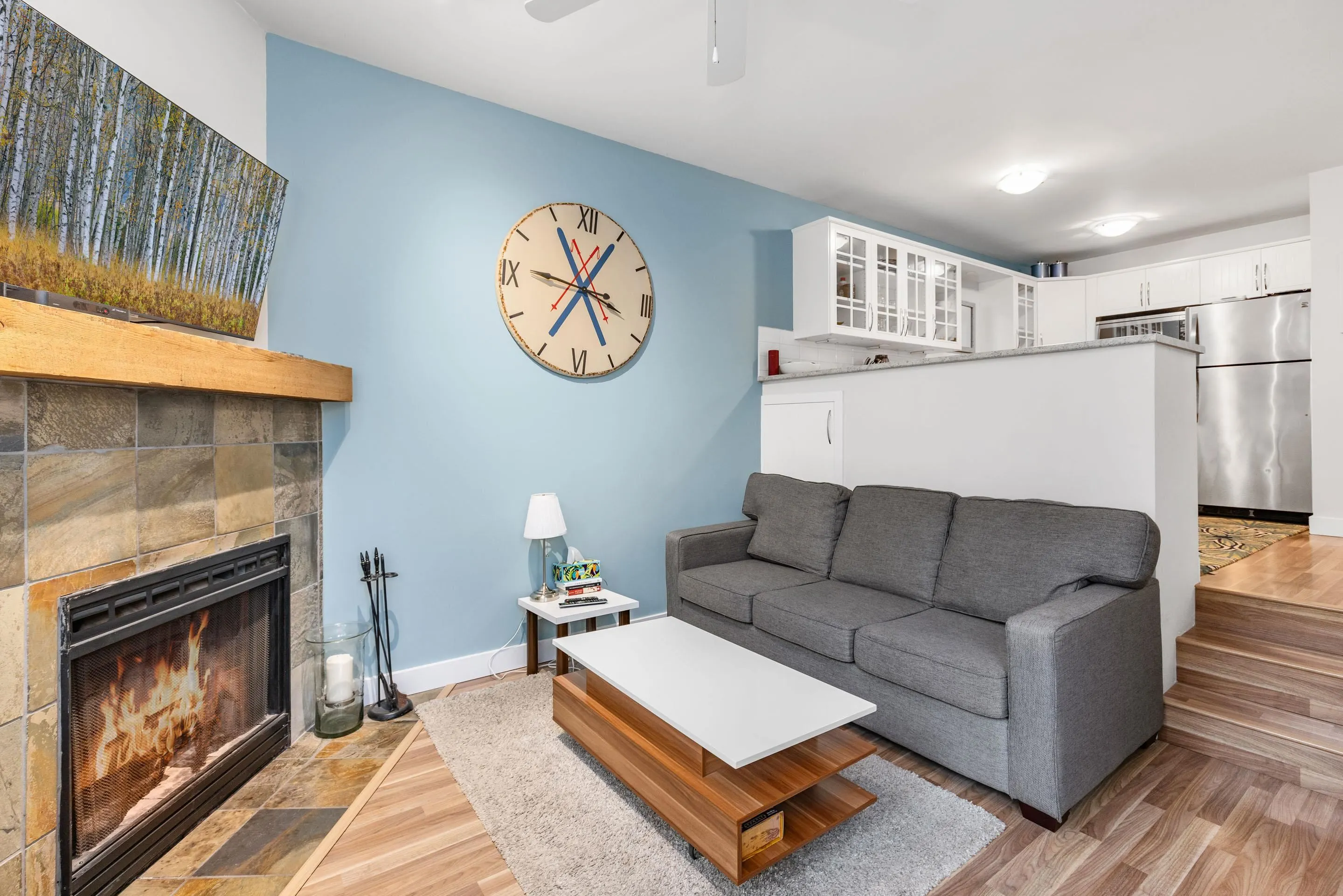 12 2213 Marmot Place