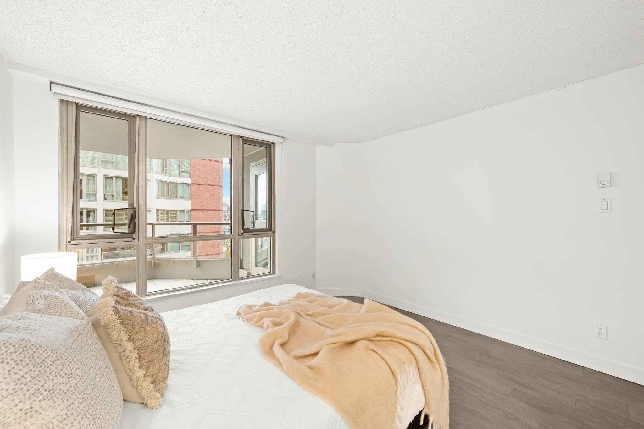 603 1625 Hornby Street