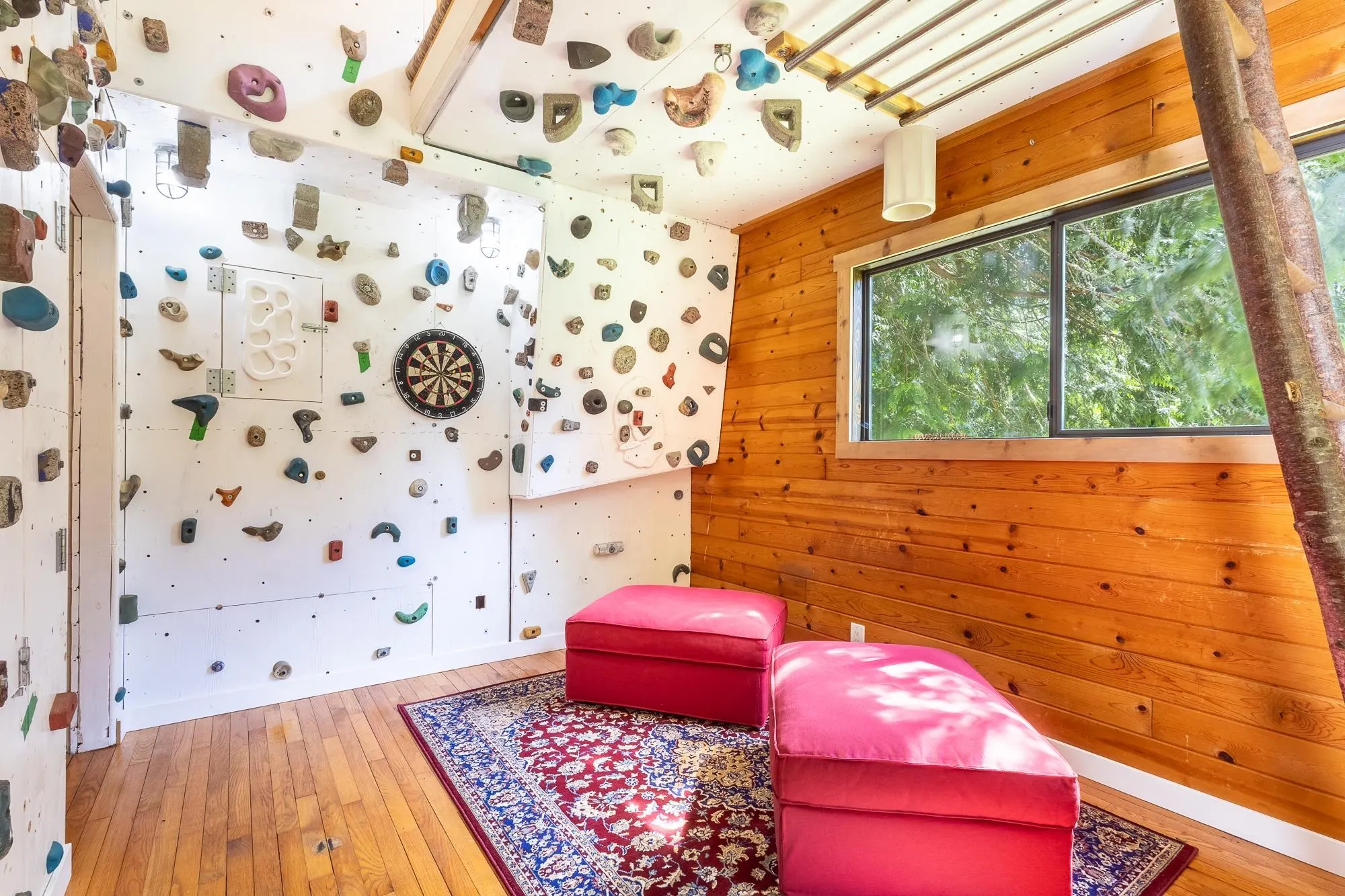6121 Golf Course Road