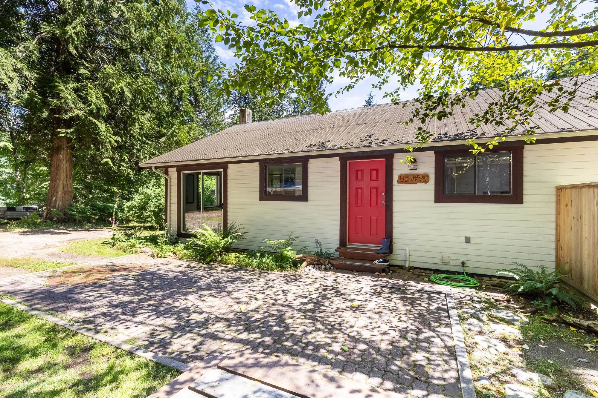 6121 Golf Course Road