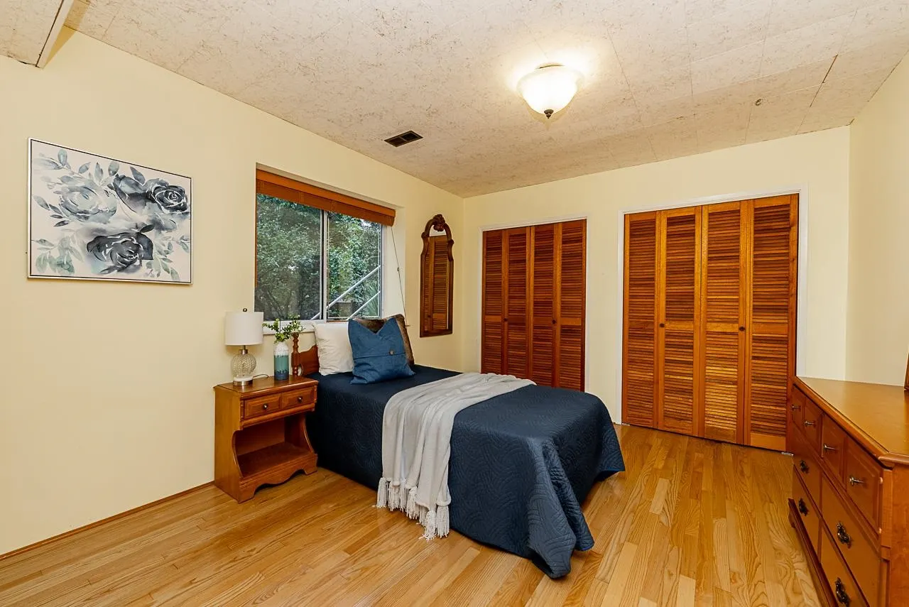 6575 Cabeldu Crescent