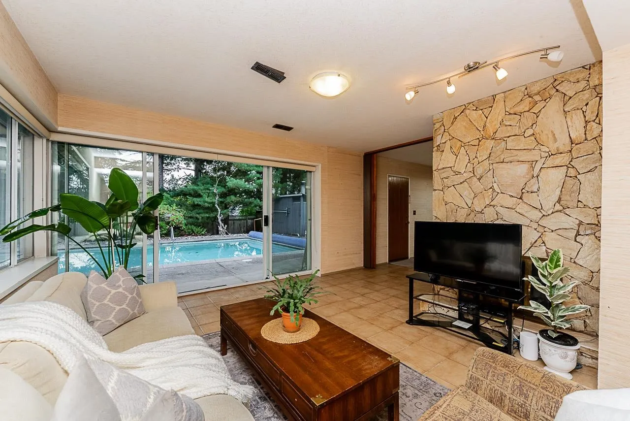 6575 Cabeldu Crescent