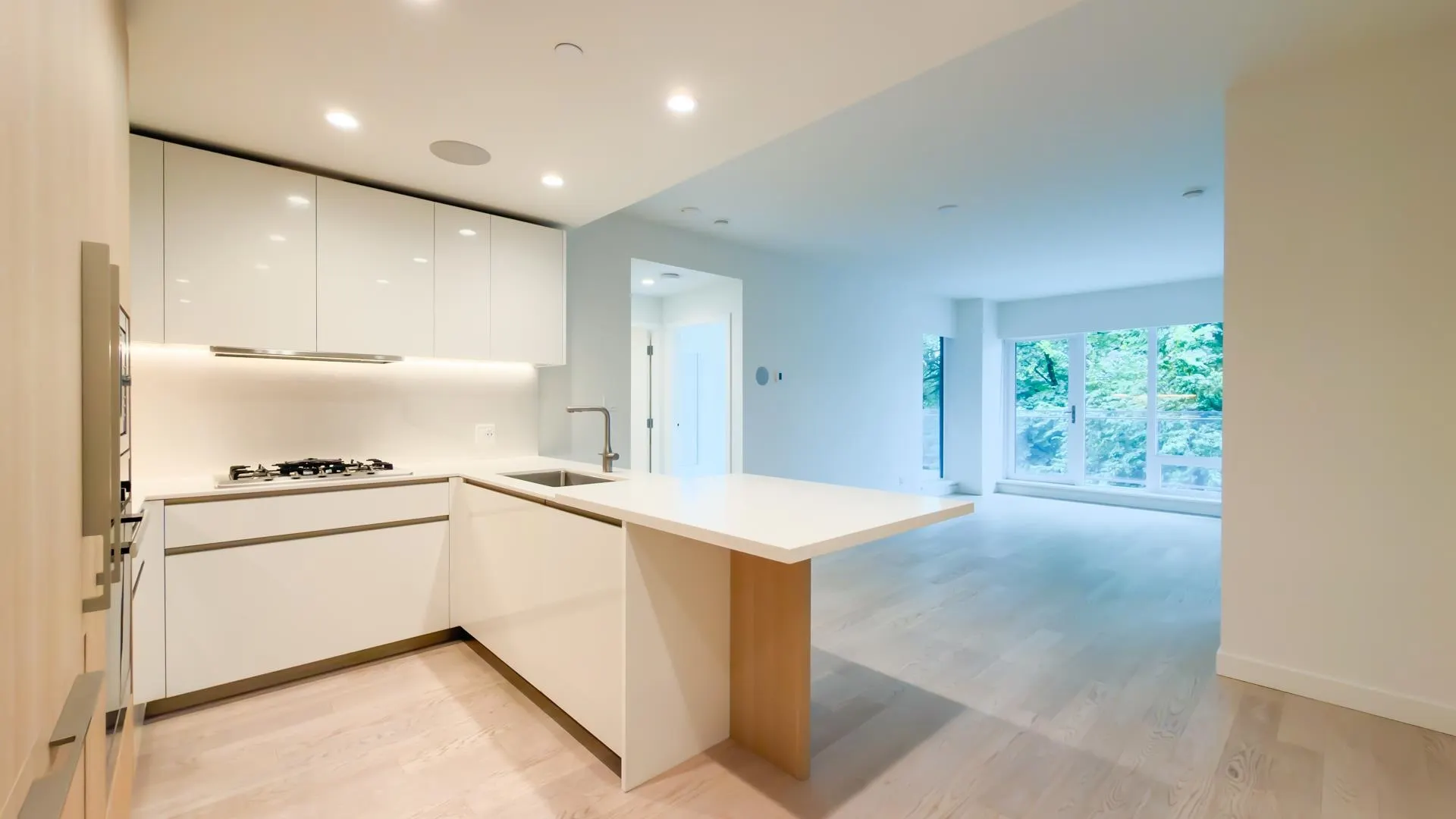 308 6855 Pearson Way