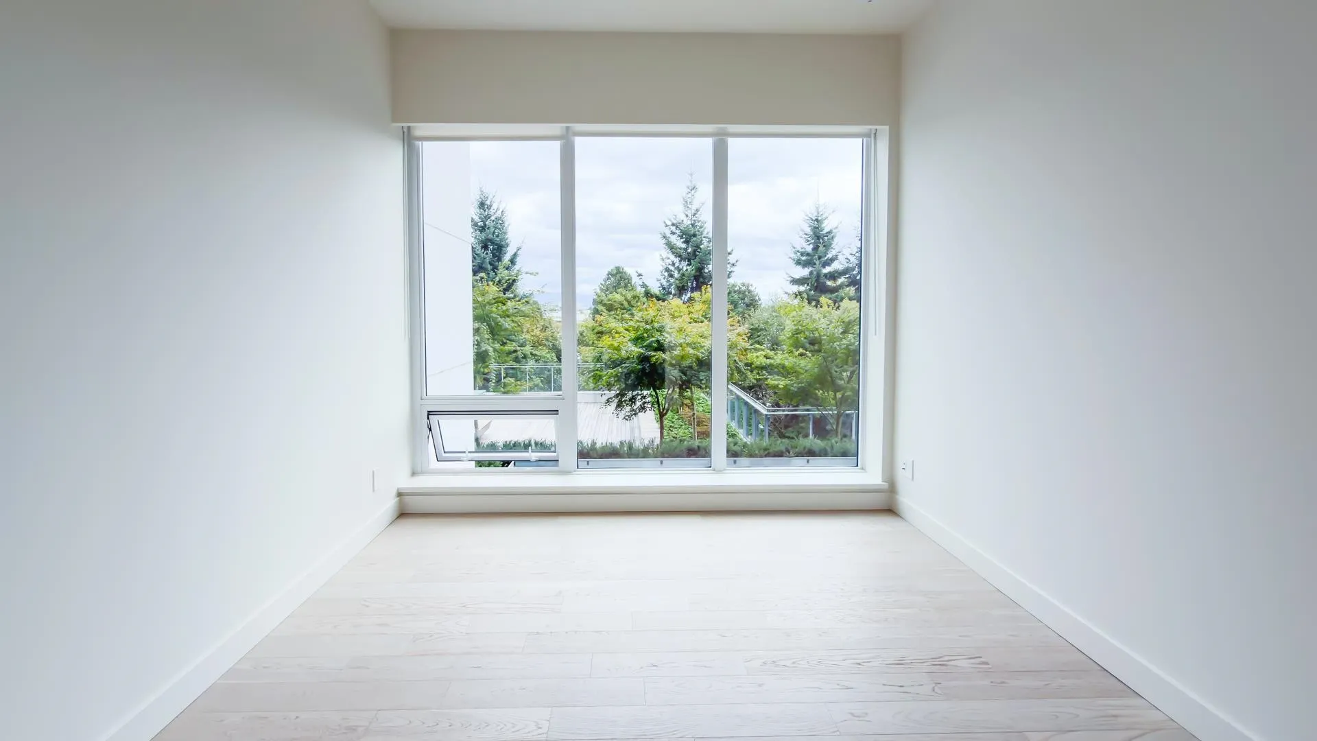 308 6855 Pearson Way