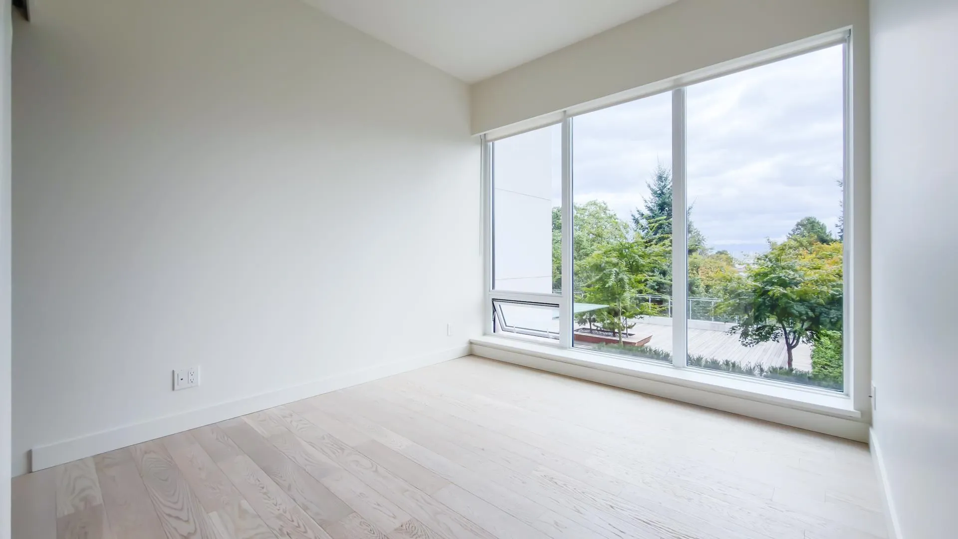 308 6855 Pearson Way