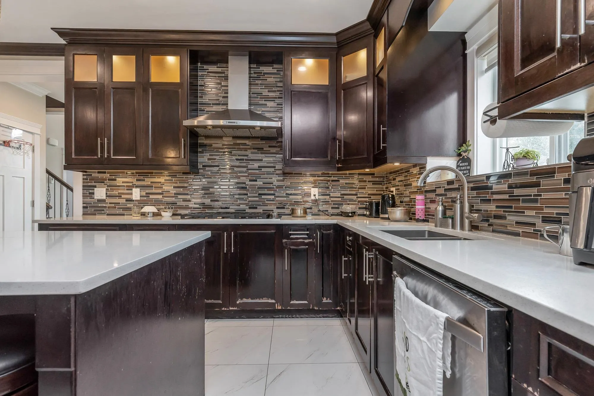 27625 Railcar Crescent