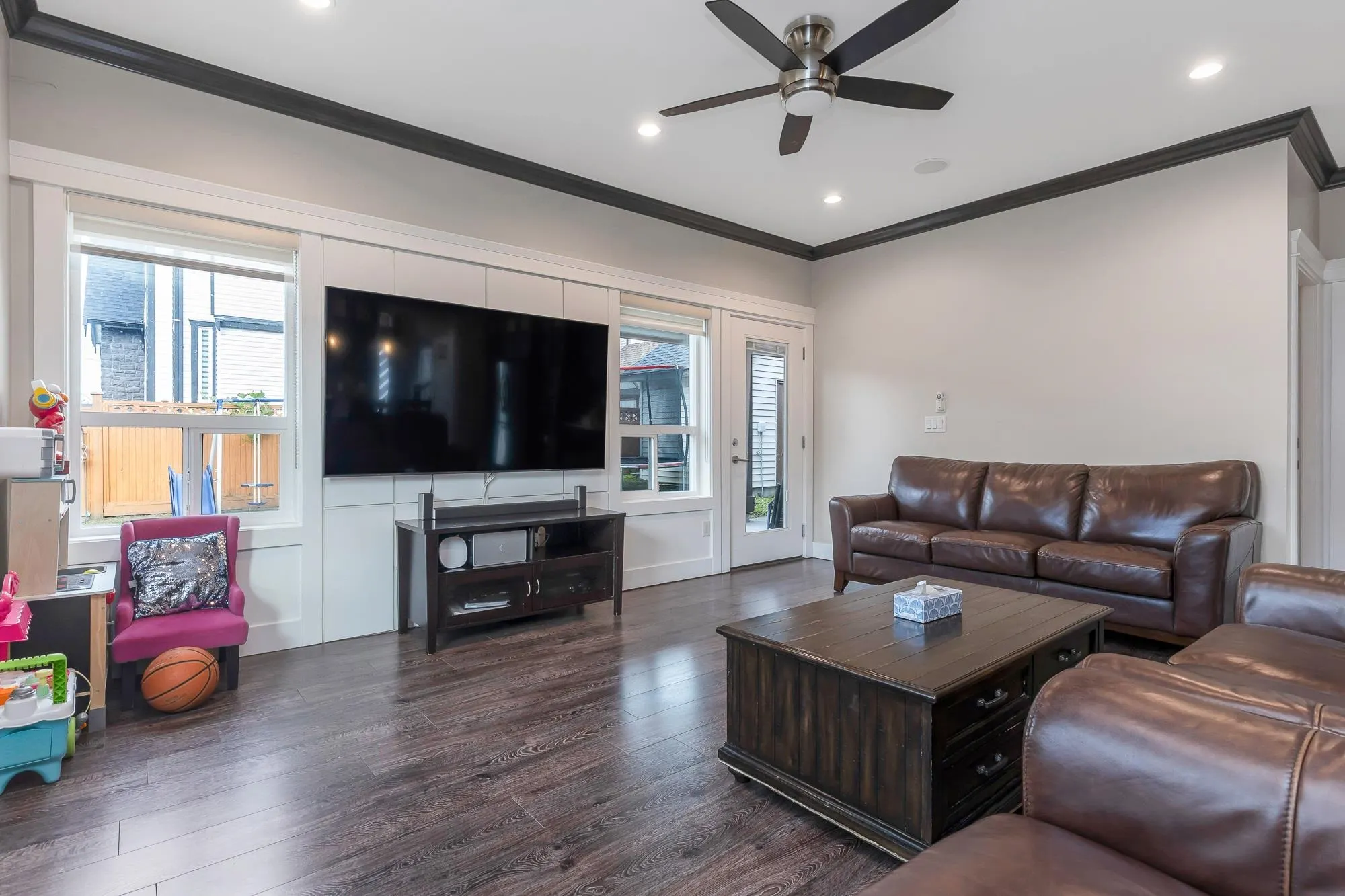 27625 Railcar Crescent