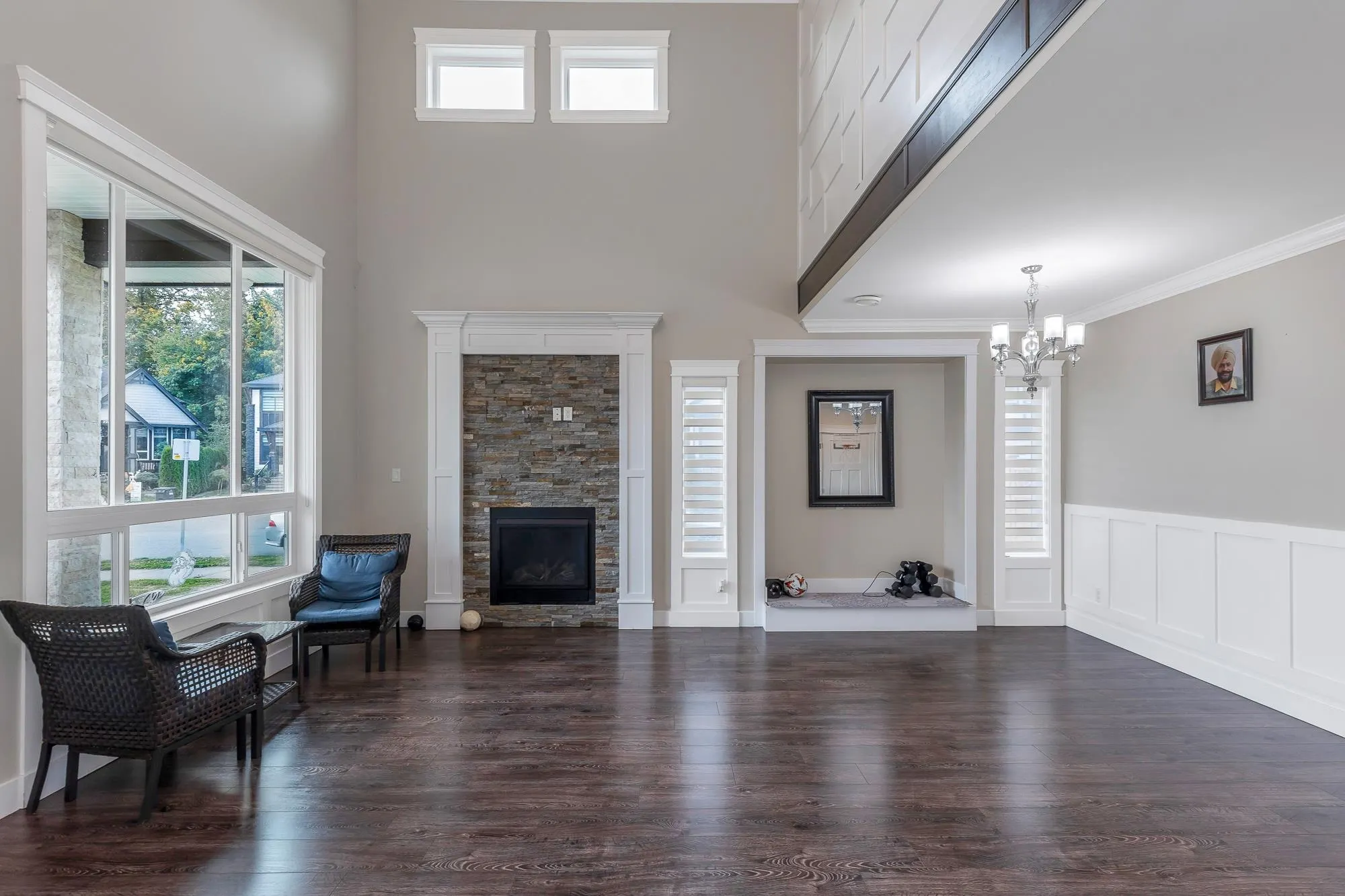 27625 Railcar Crescent
