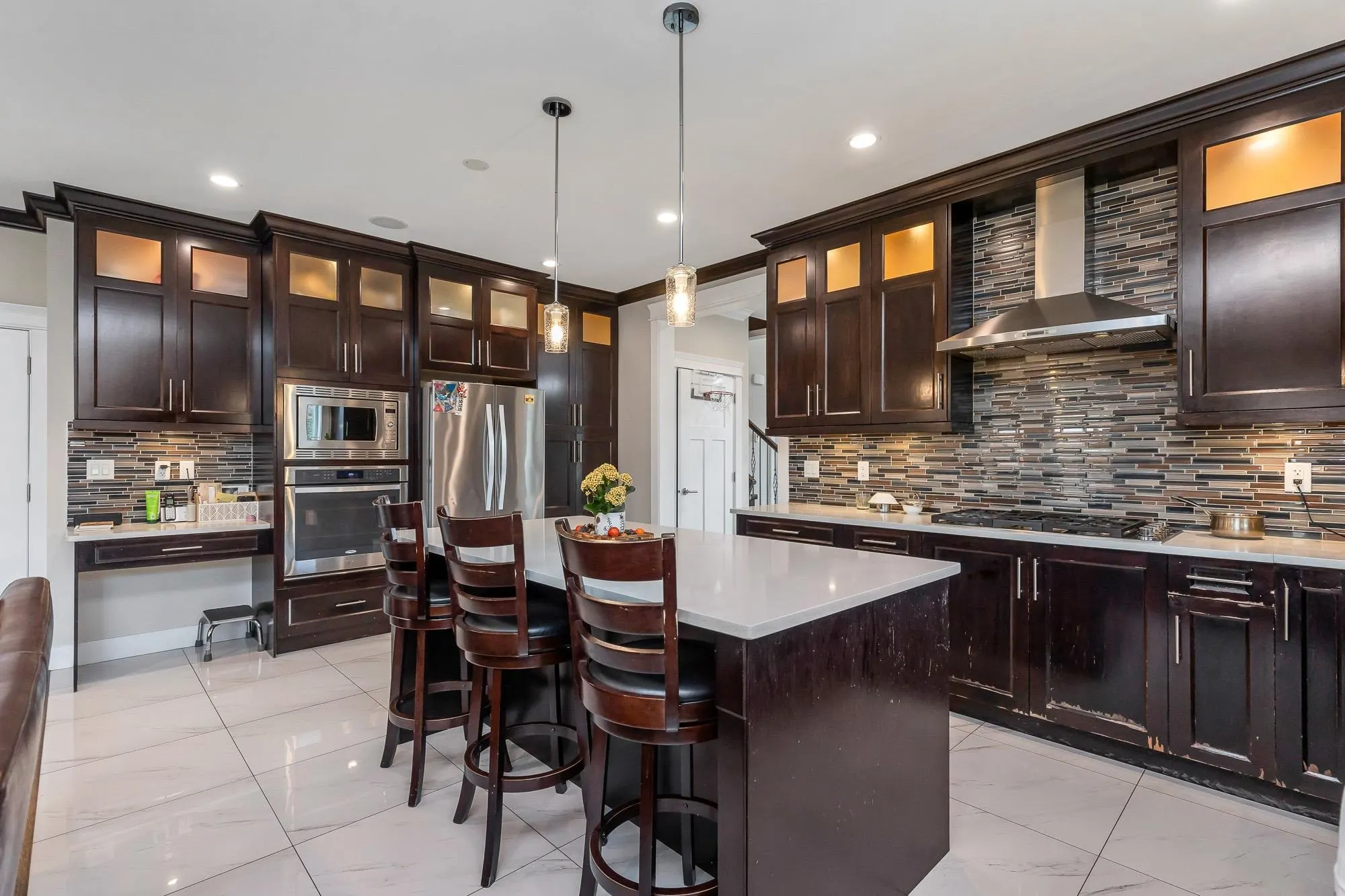 27625 Railcar Crescent