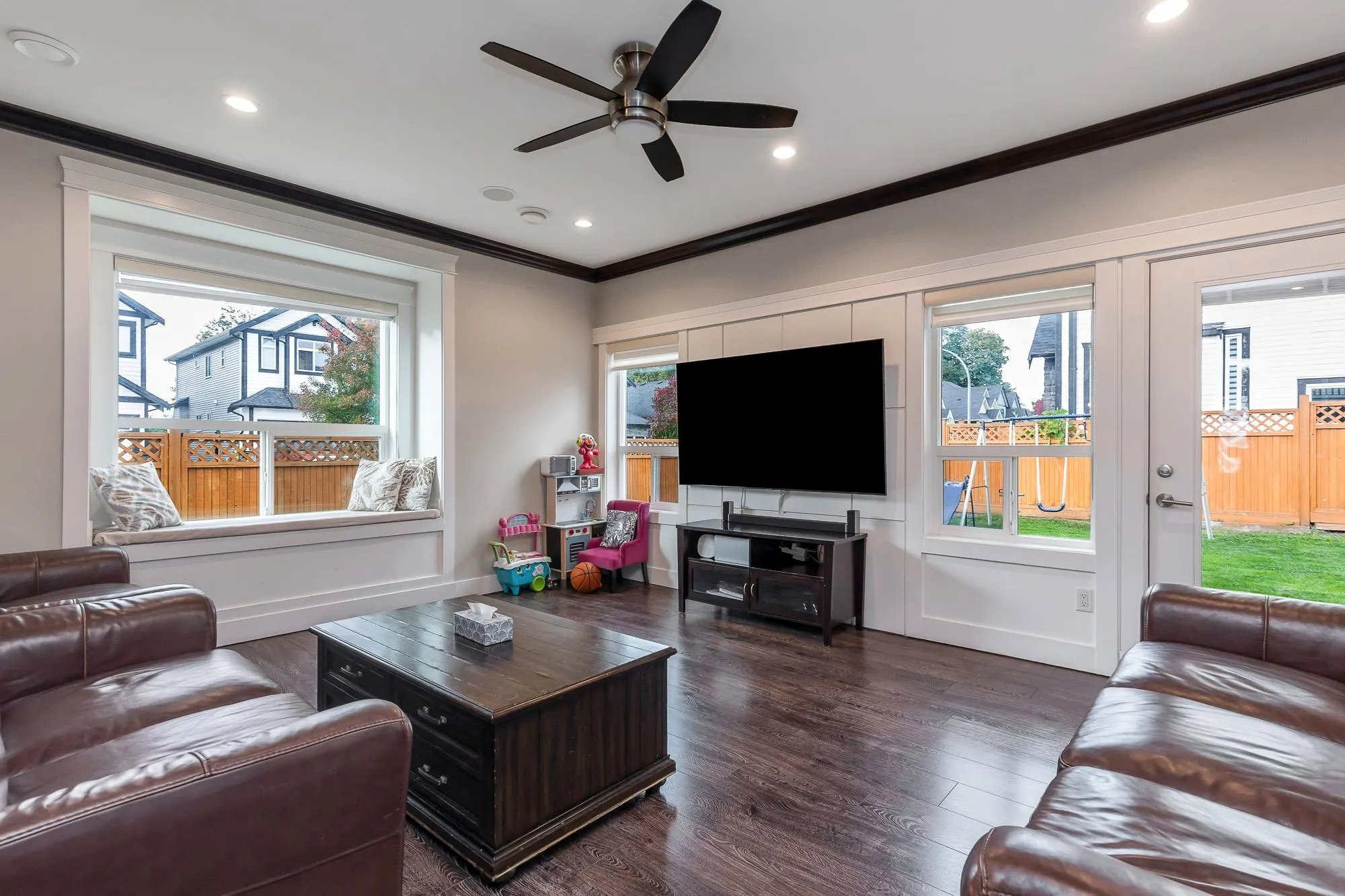 27625 Railcar Crescent