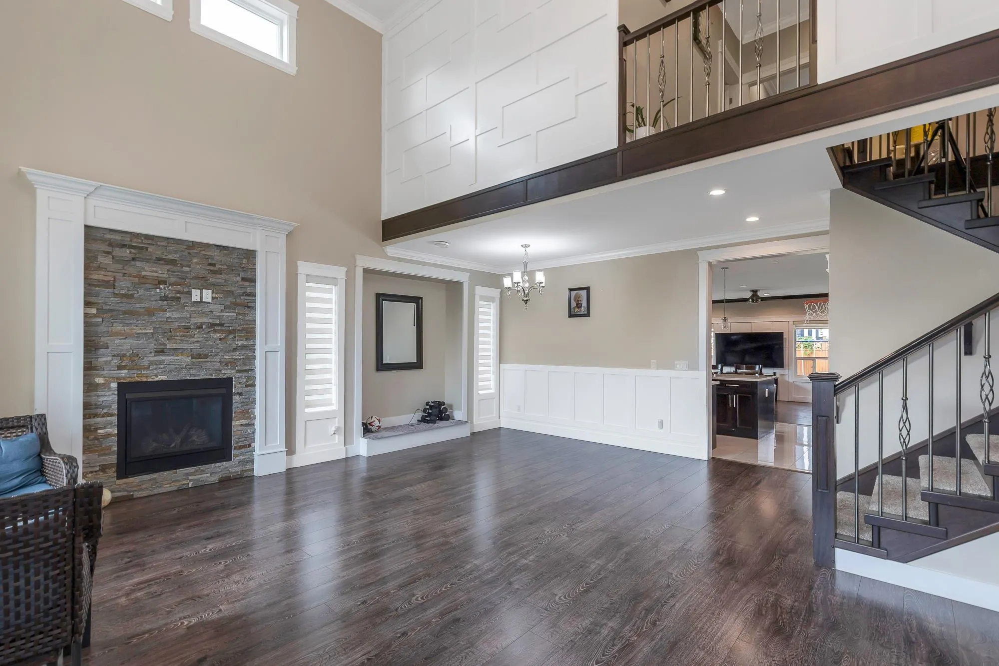 27625 Railcar Crescent