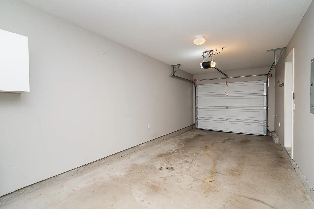 28 12311 No 2 Road