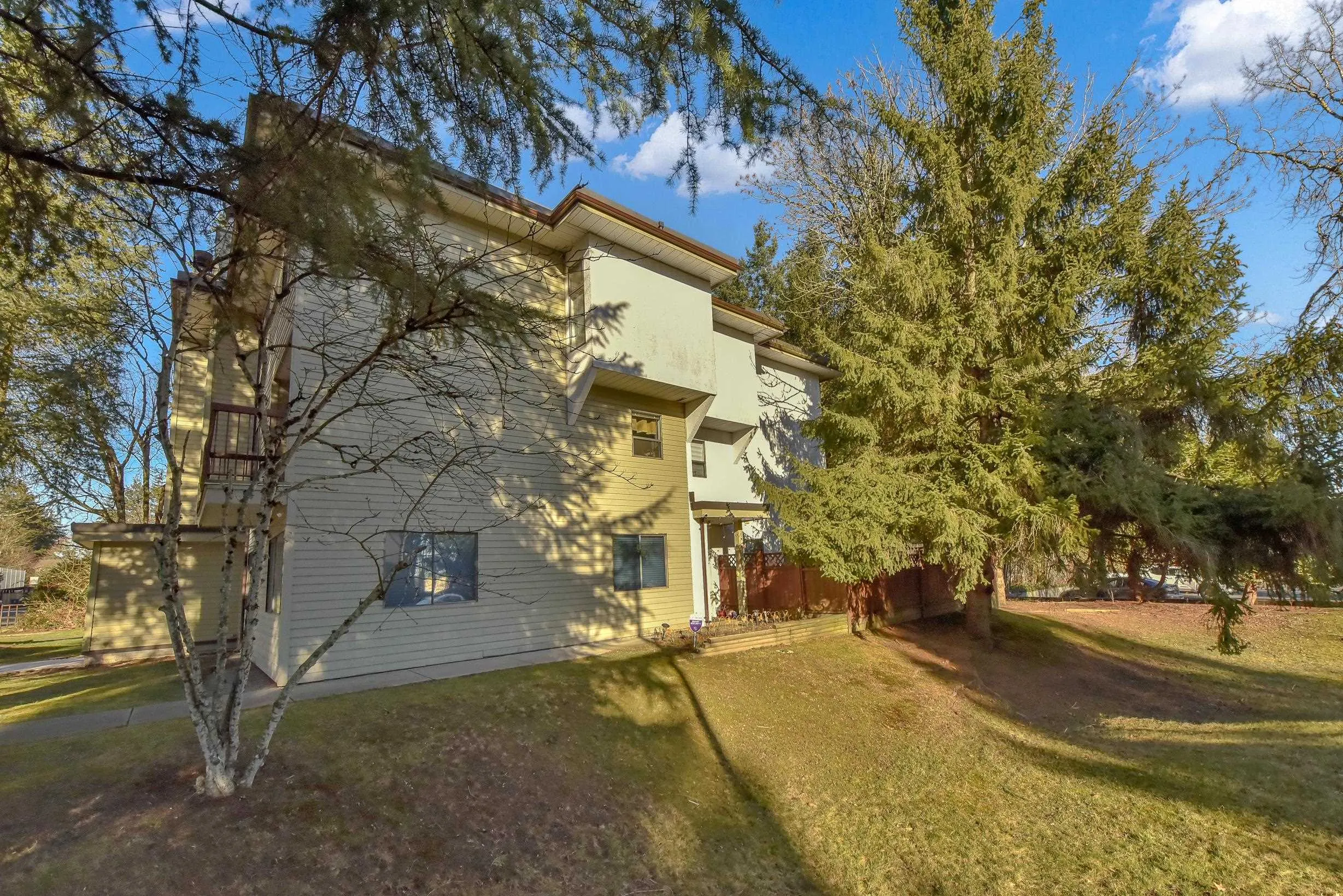 203 7064 133b Street