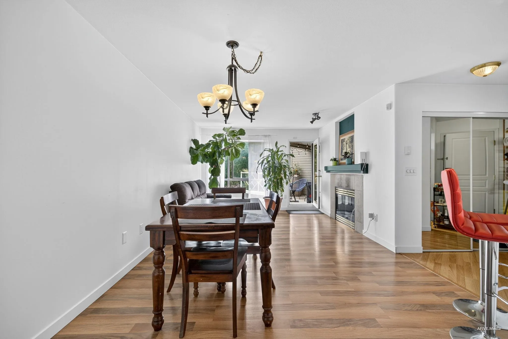 329 9979 140 Street
