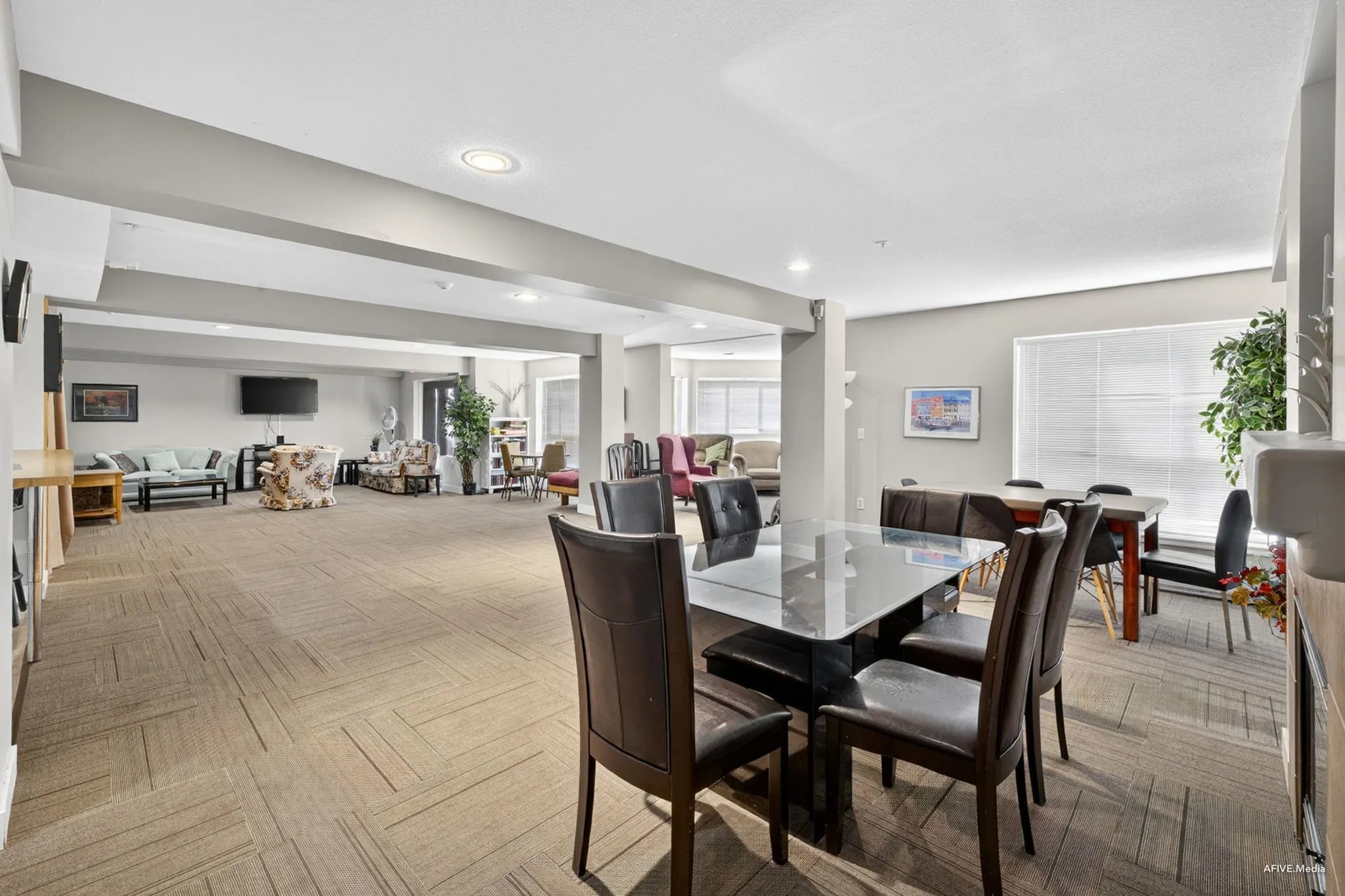 329 9979 140 Street