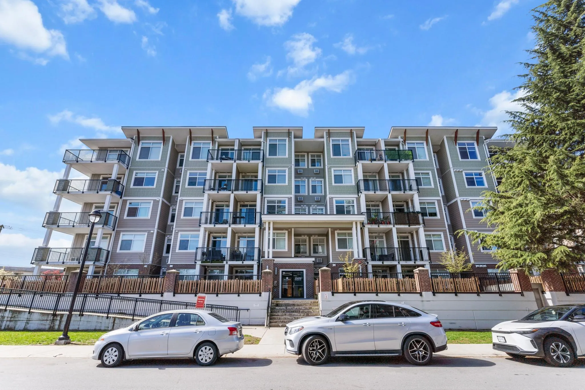 312 20696 Eastleigh Crescent