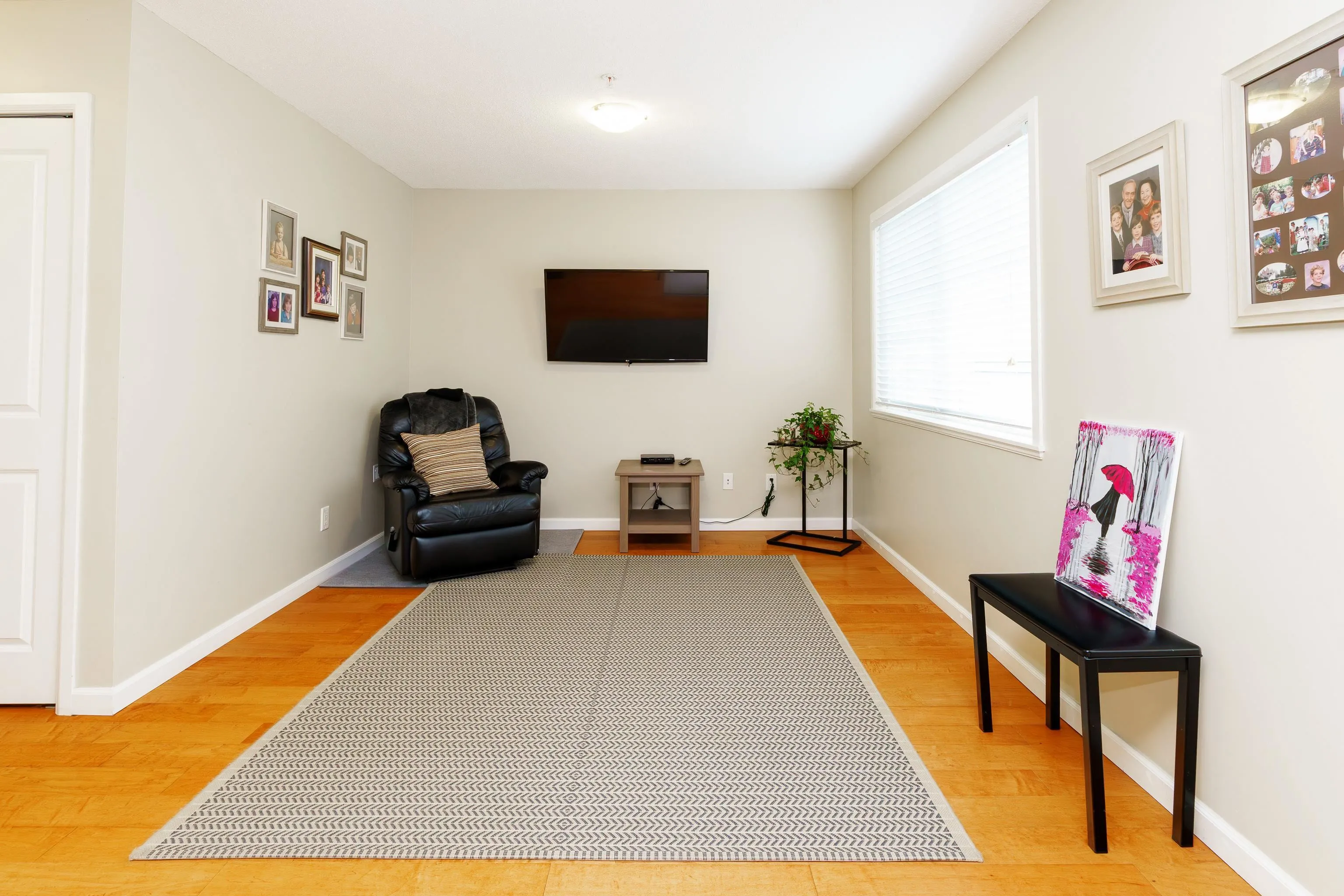 24 3127 Skeena Street