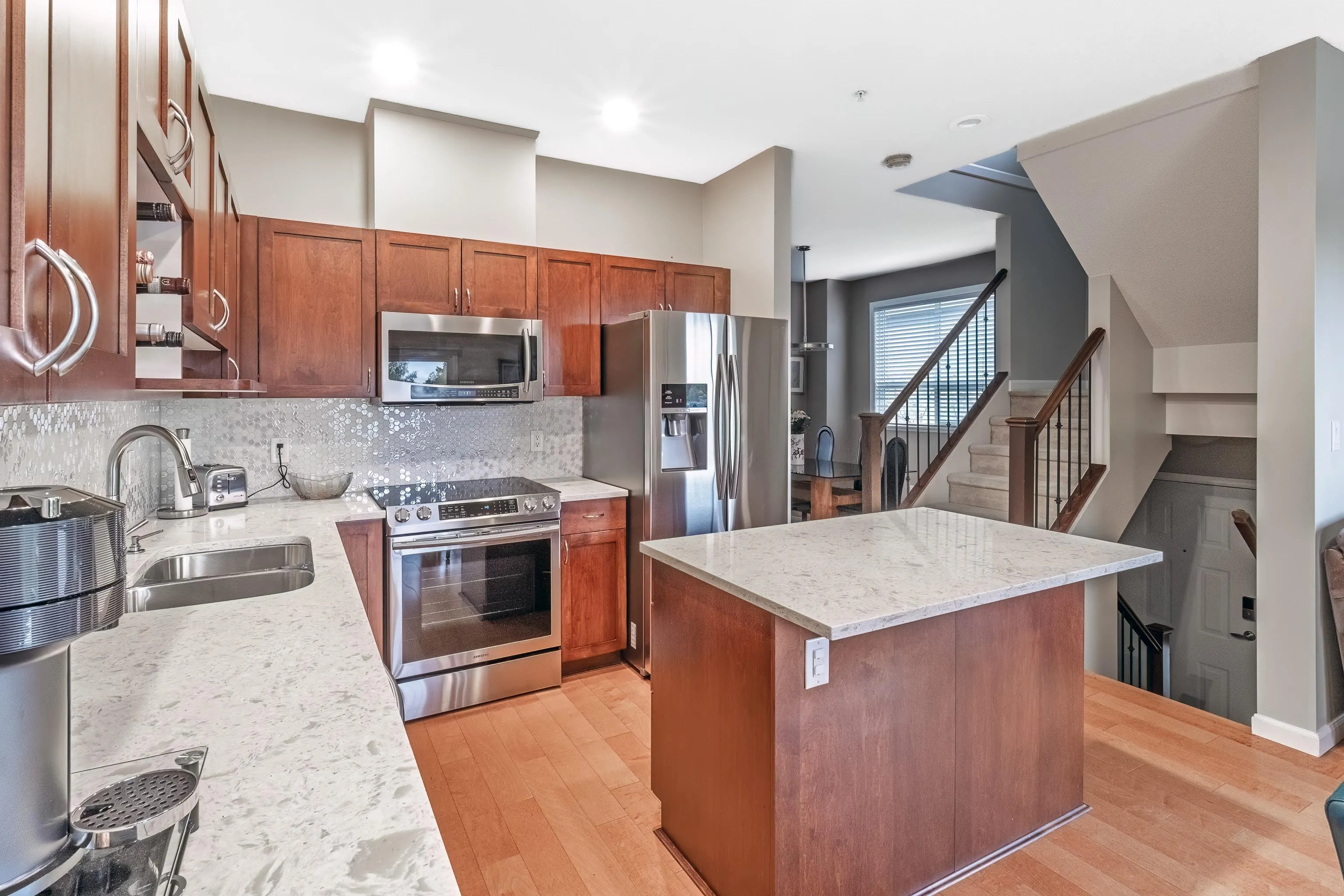 24 3127 Skeena Street