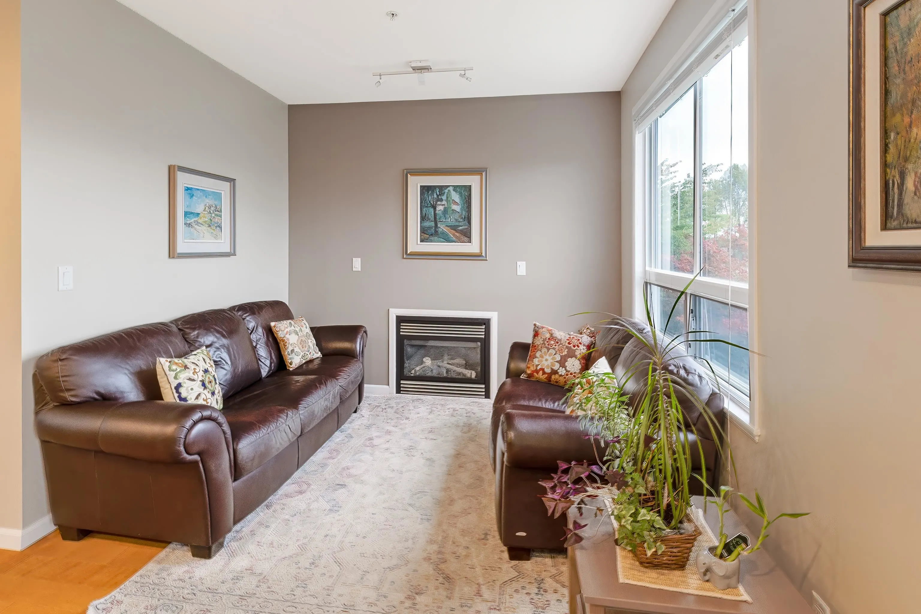 24 3127 Skeena Street