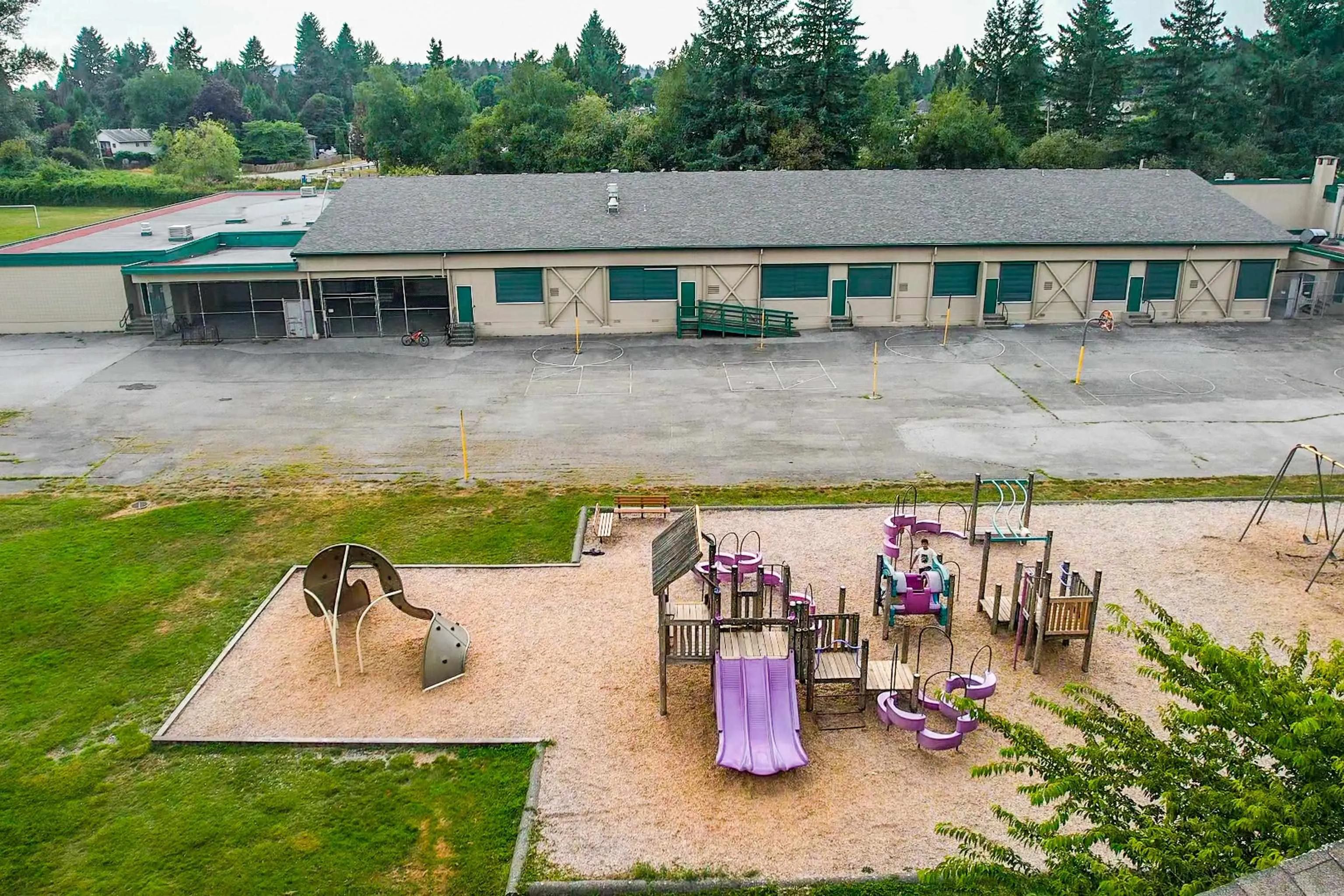 24 3127 Skeena Street