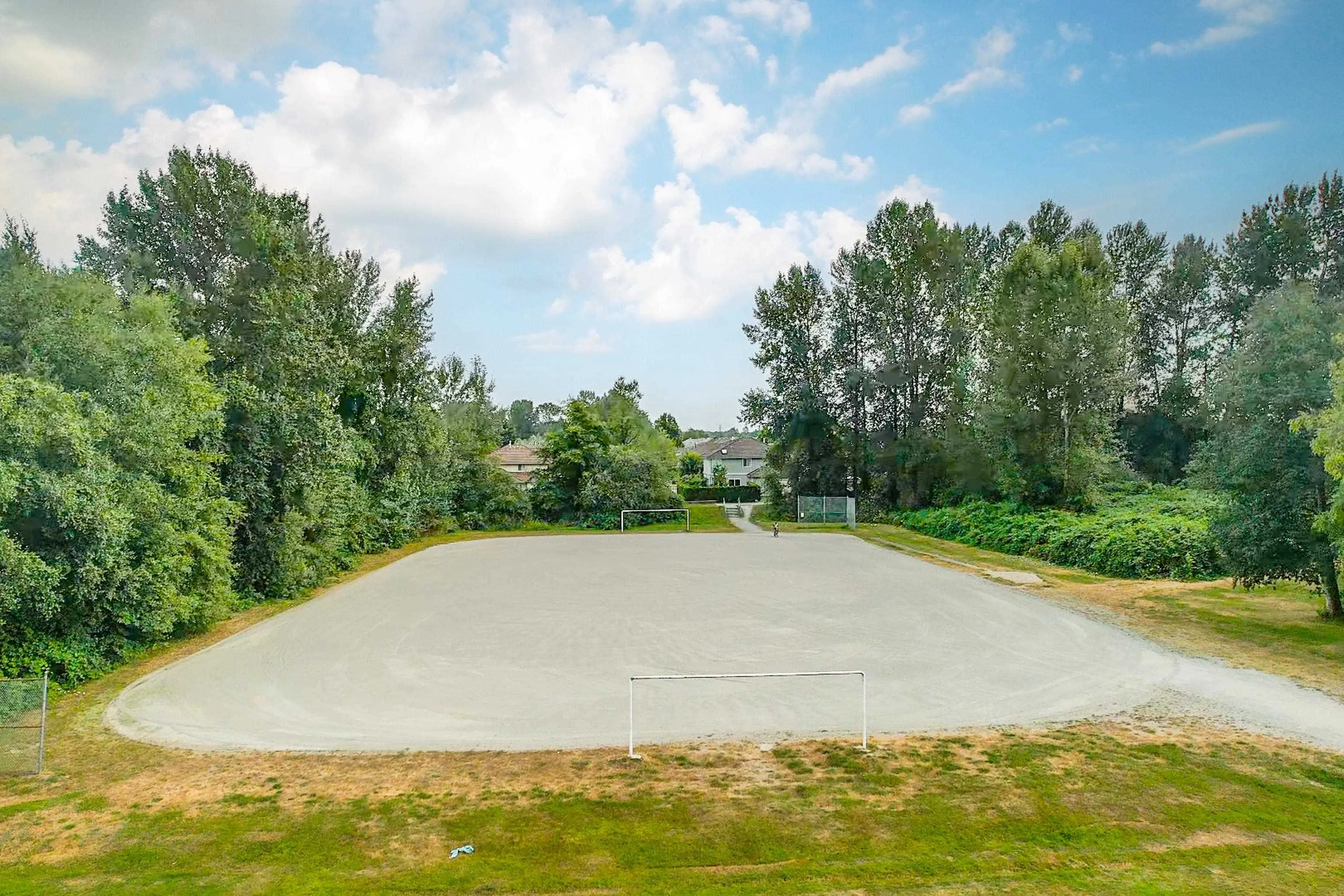 24 3127 Skeena Street