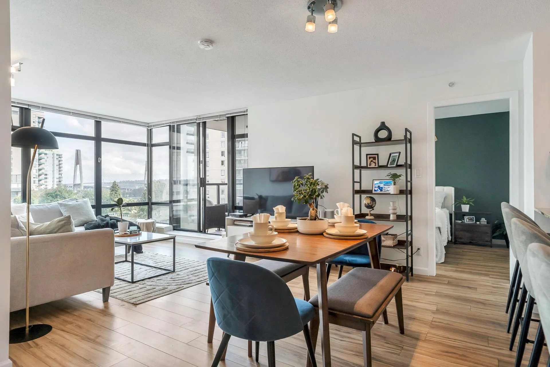 606 610 Victoria Street