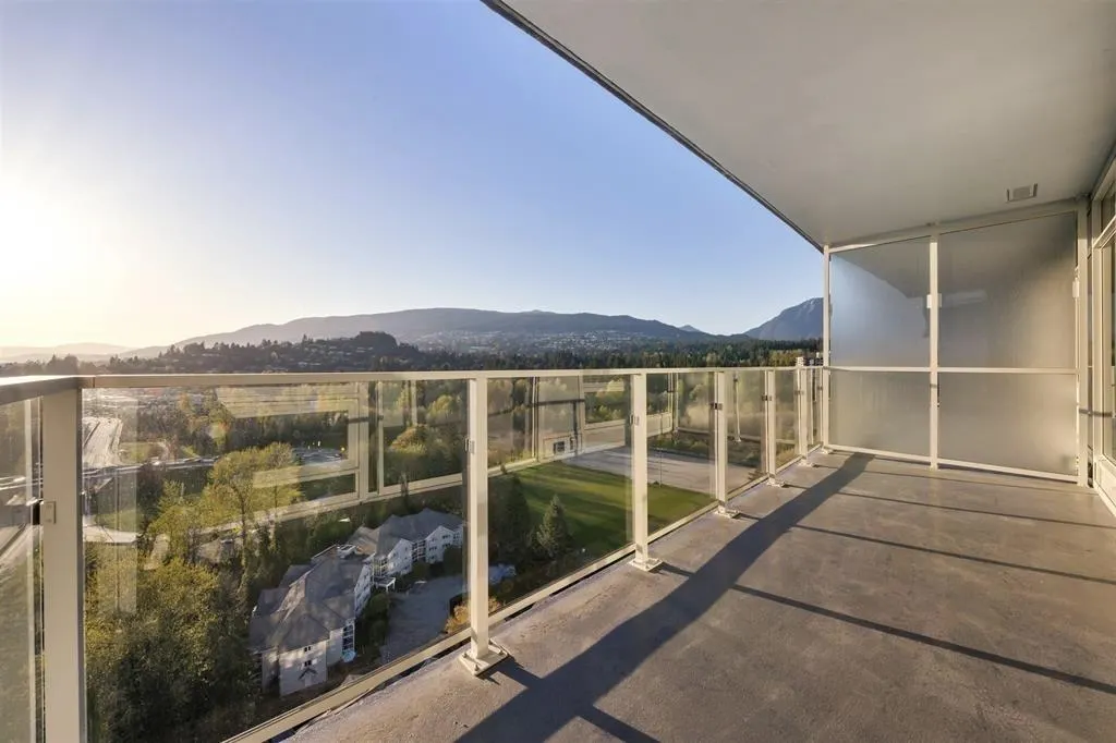 2207 200 Klahanie Court