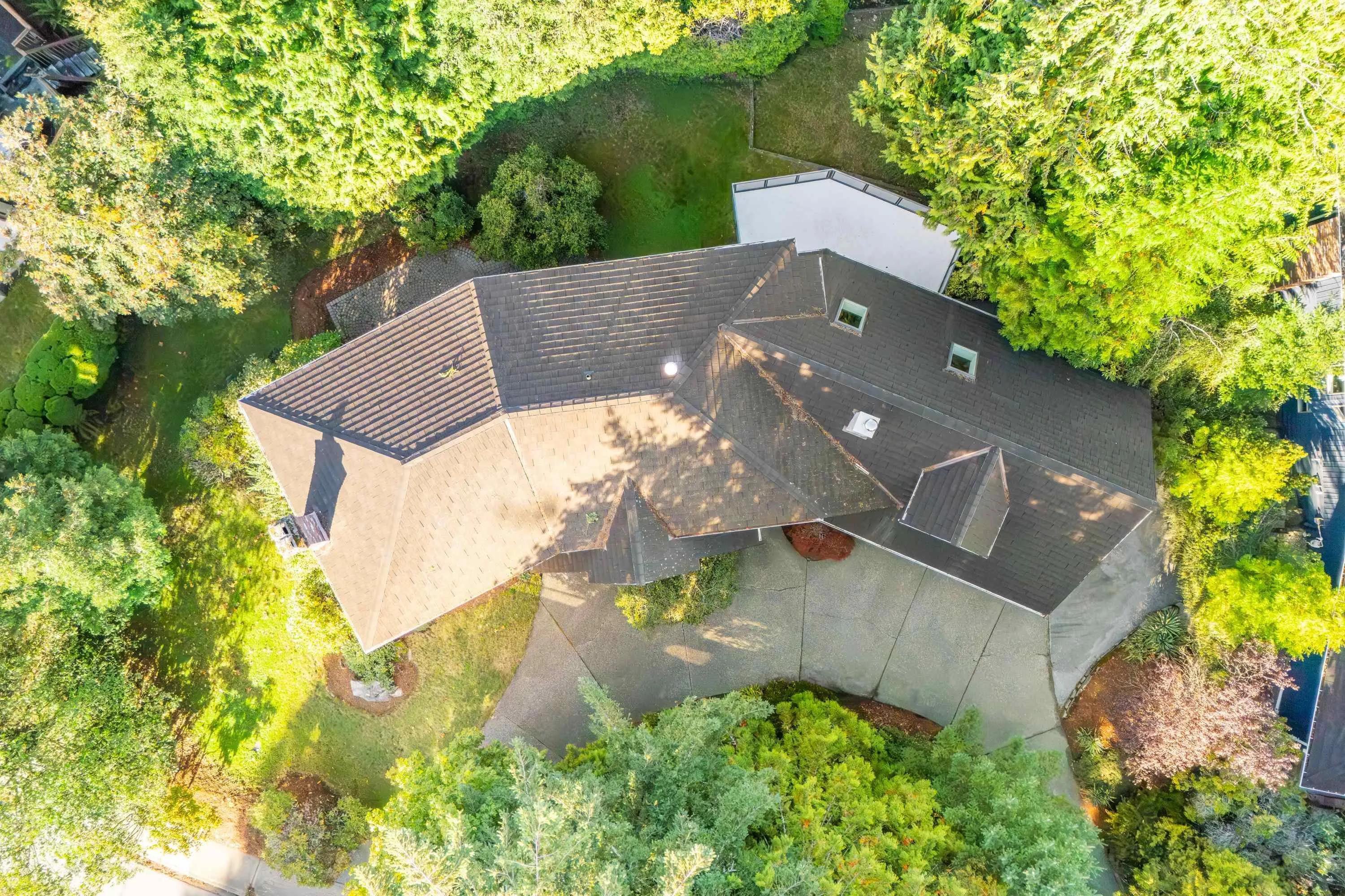 5219 Headland Drive
