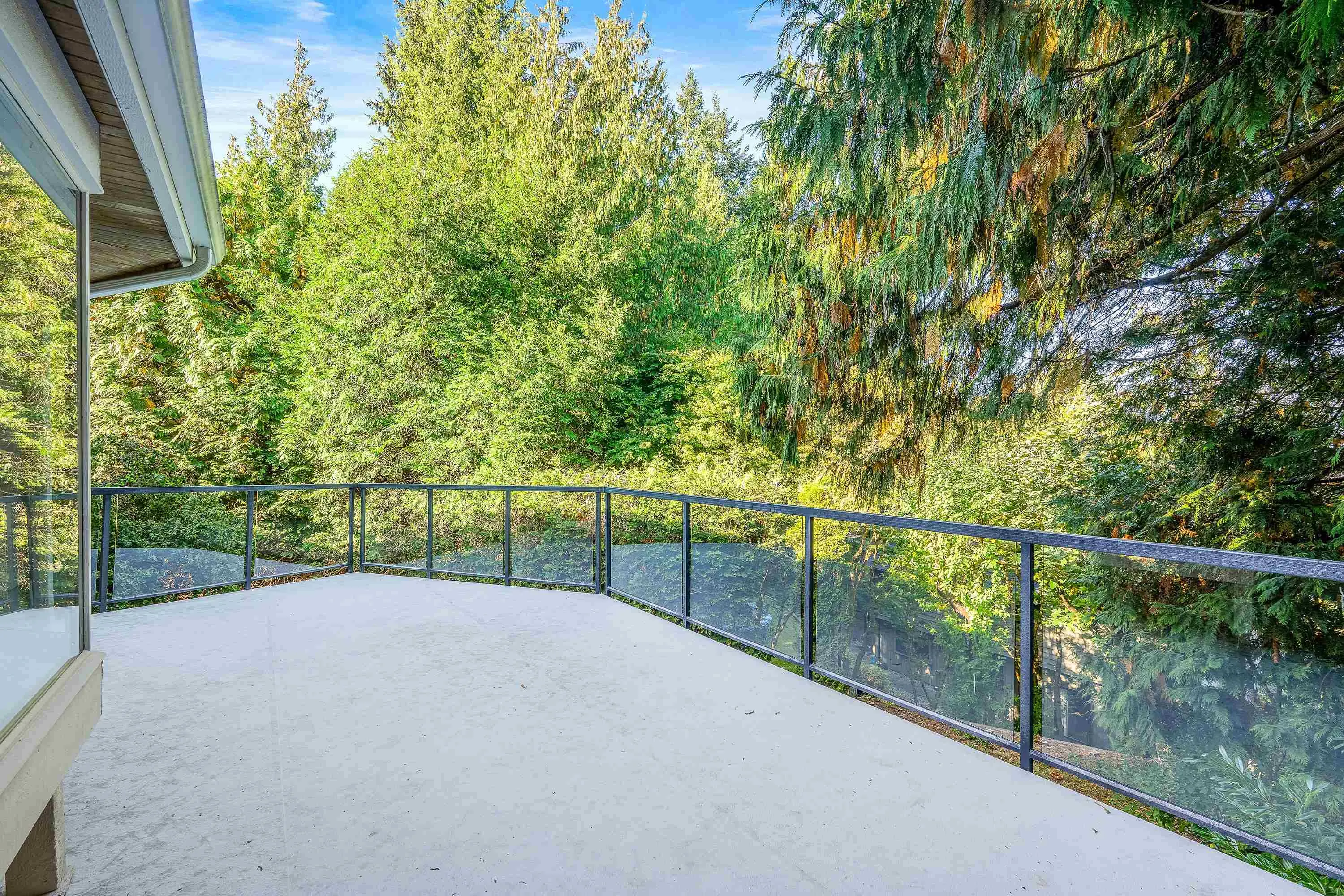 5219 Headland Drive