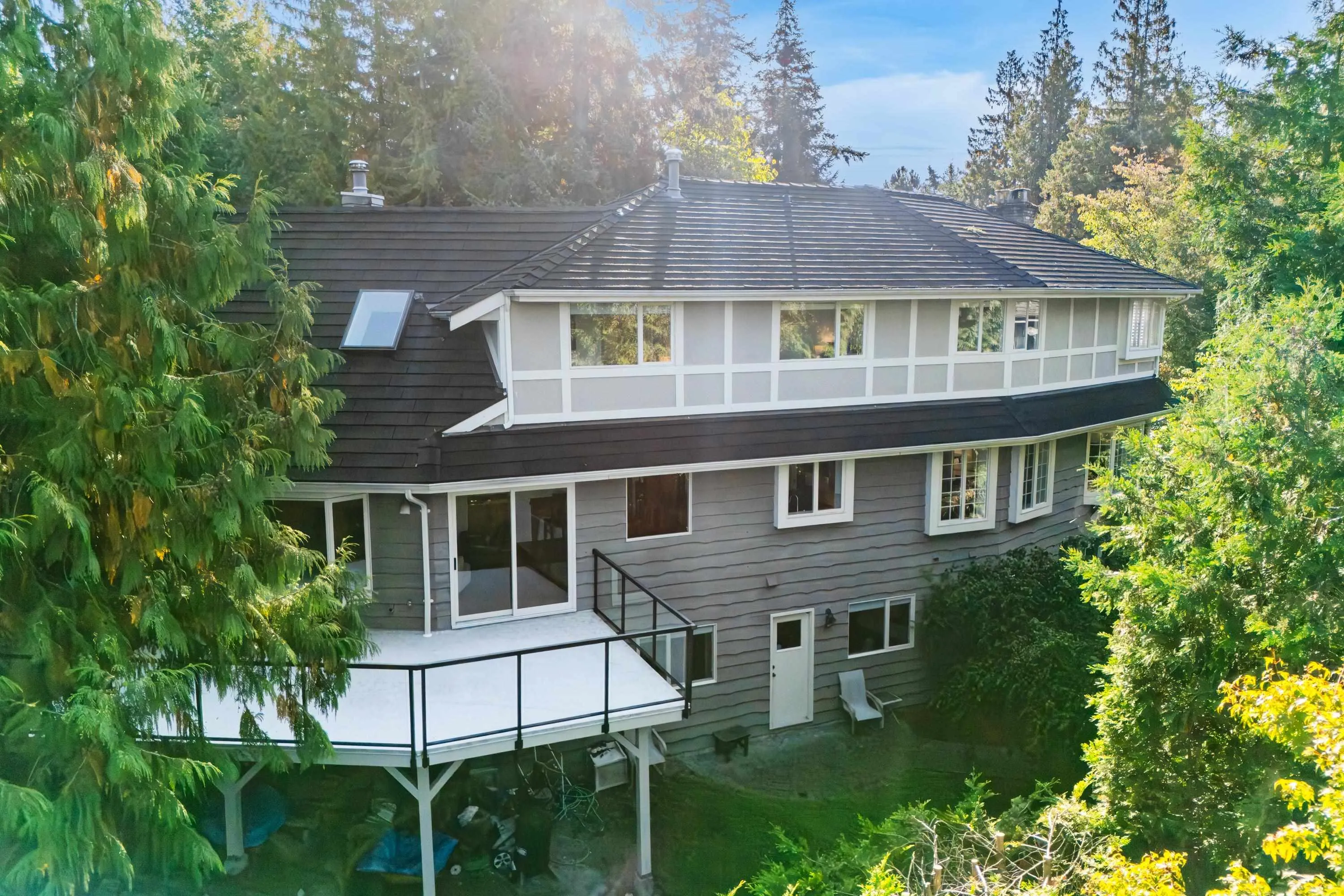 5219 Headland Drive