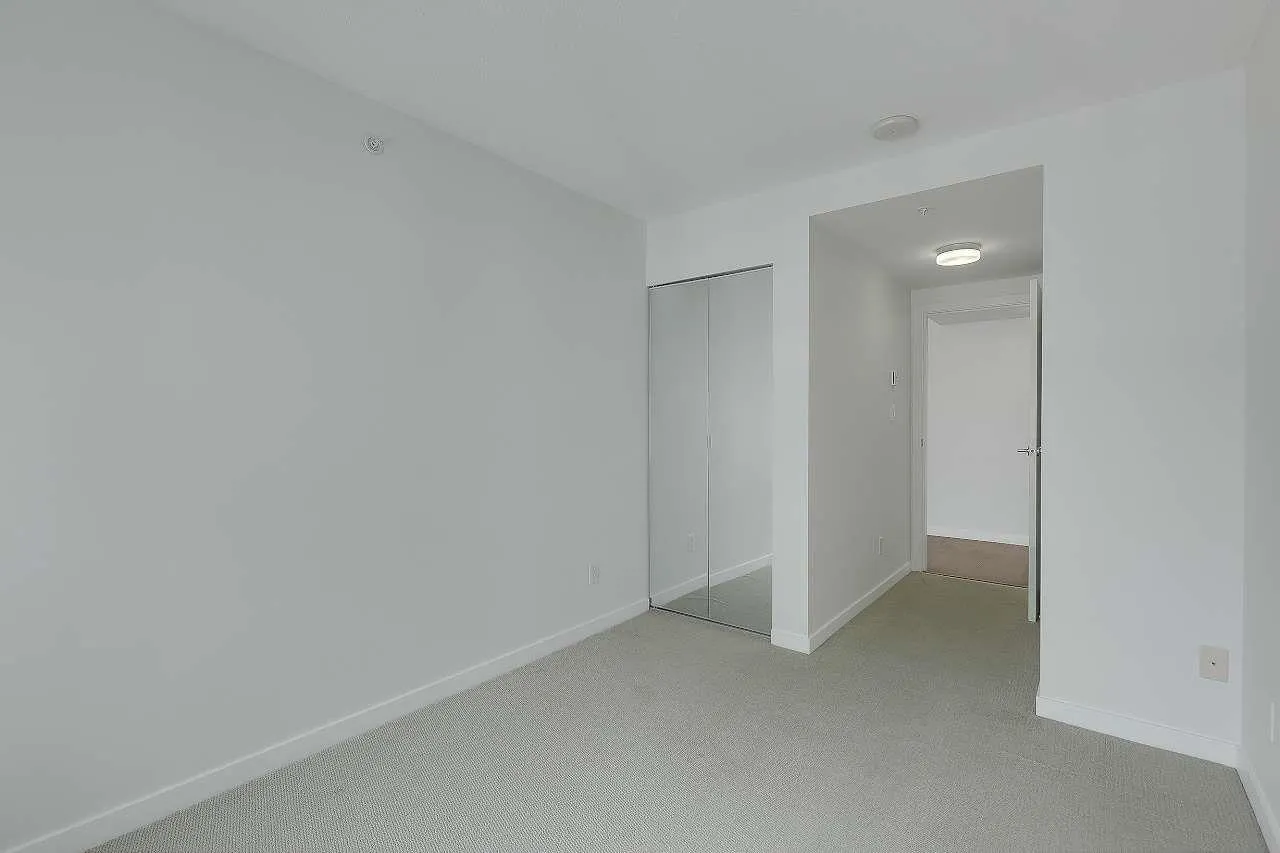 809 13325 102a Avenue