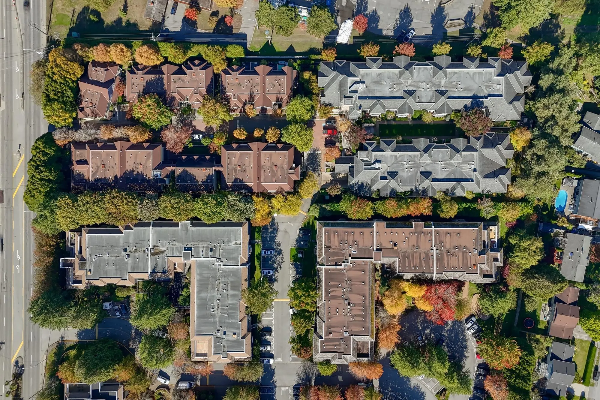 208 1706 56 Street