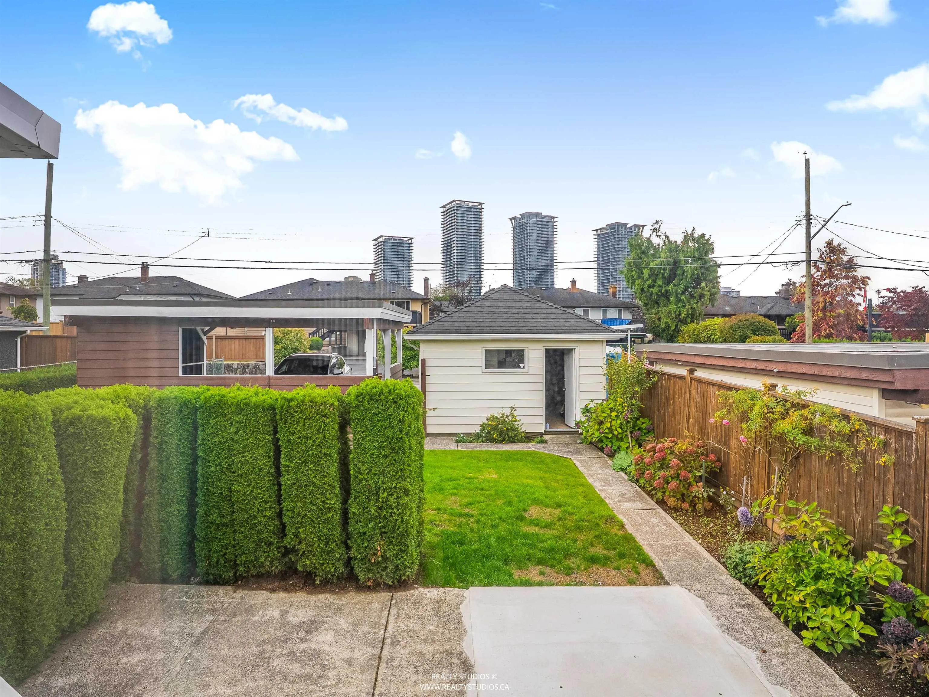 4830 Southlawn Drive