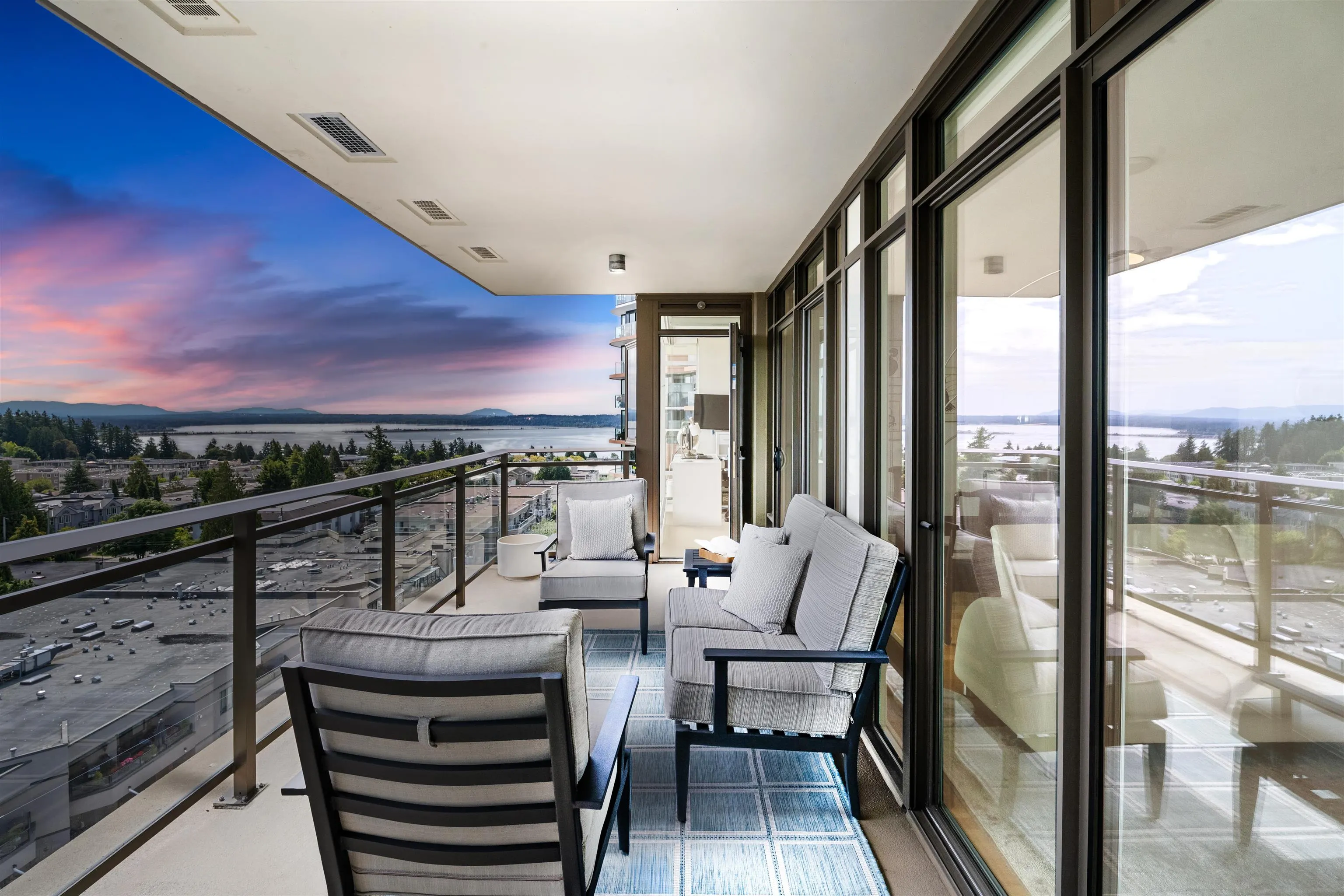 1105 1455 George Street