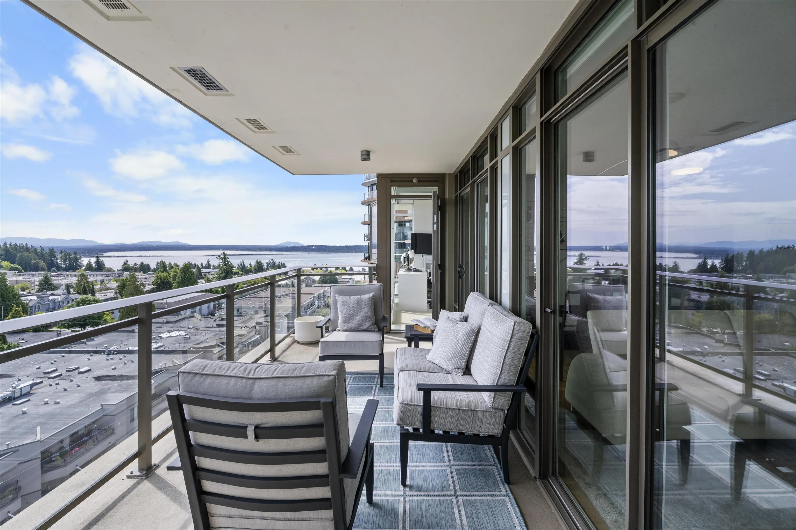 1105 1455 George Street