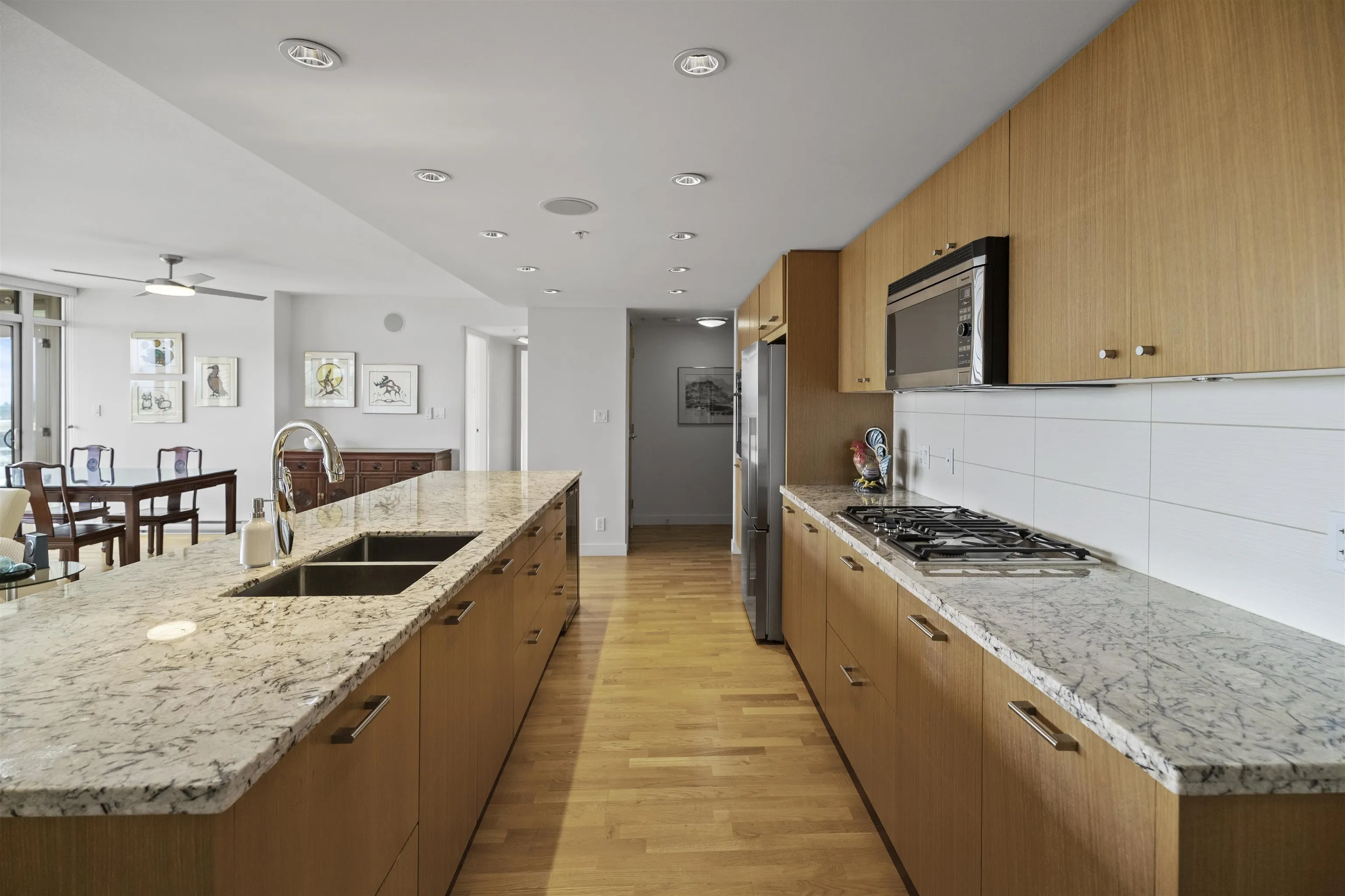 1105 1455 George Street