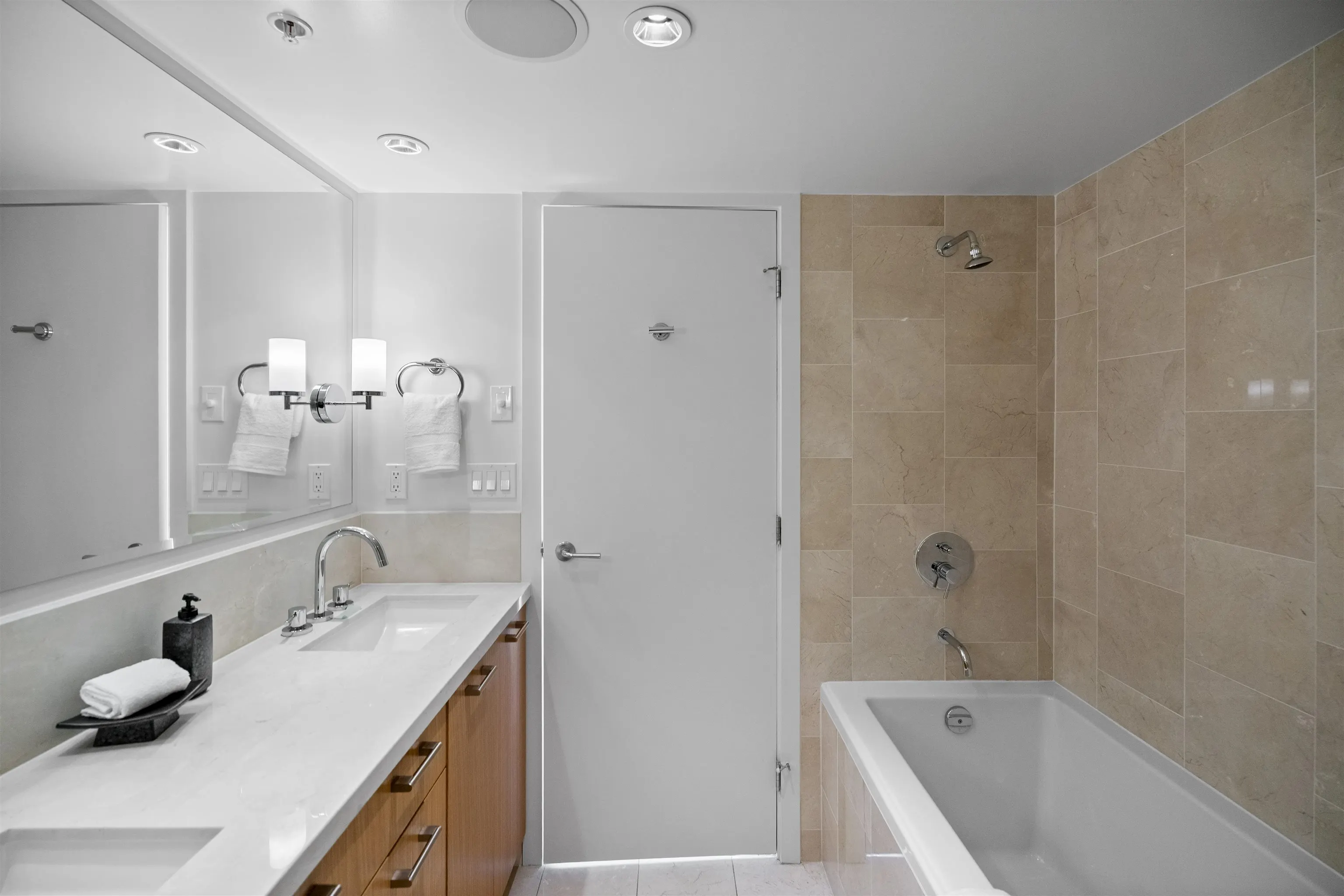 1105 1455 George Street