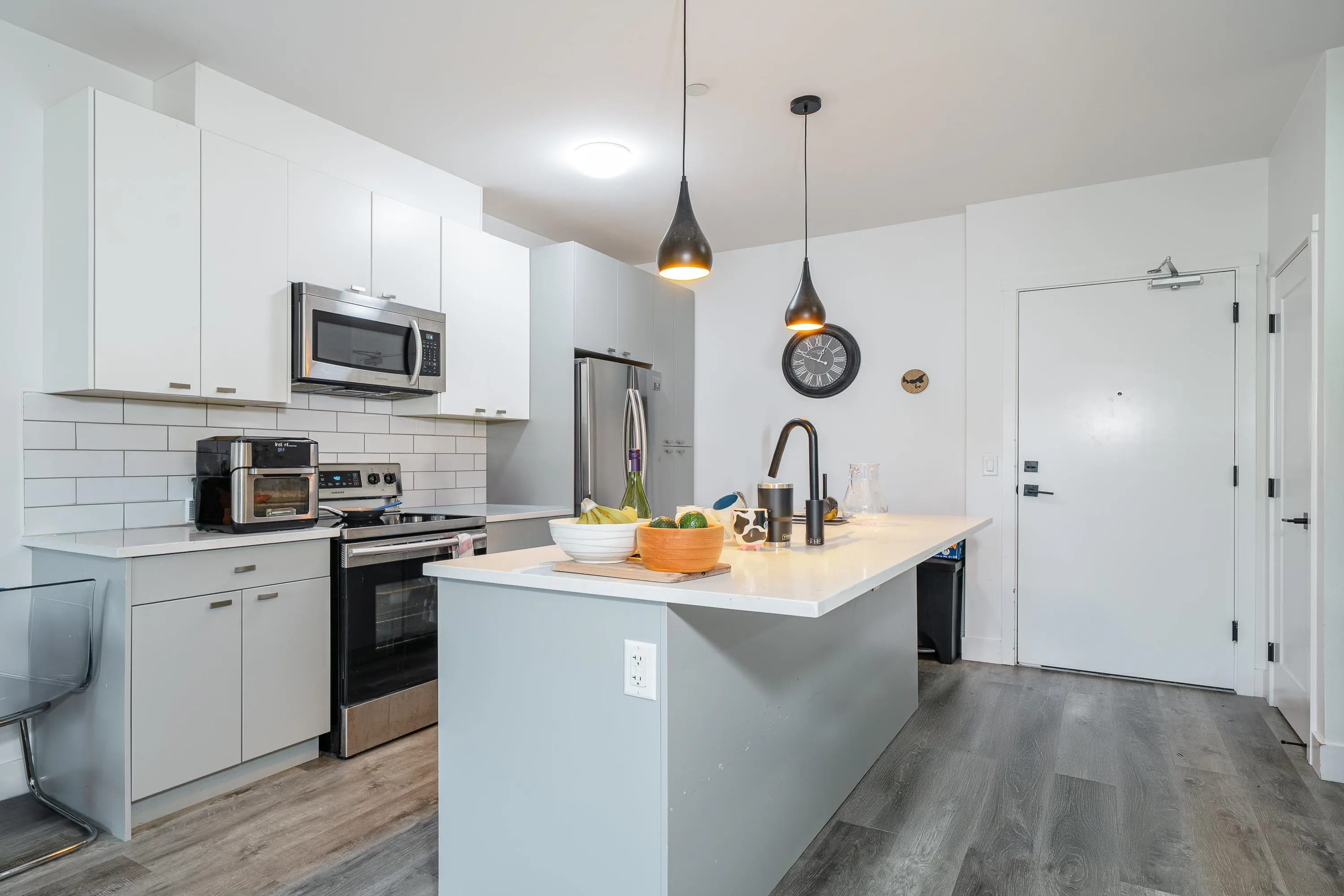 205 12320 222 Street