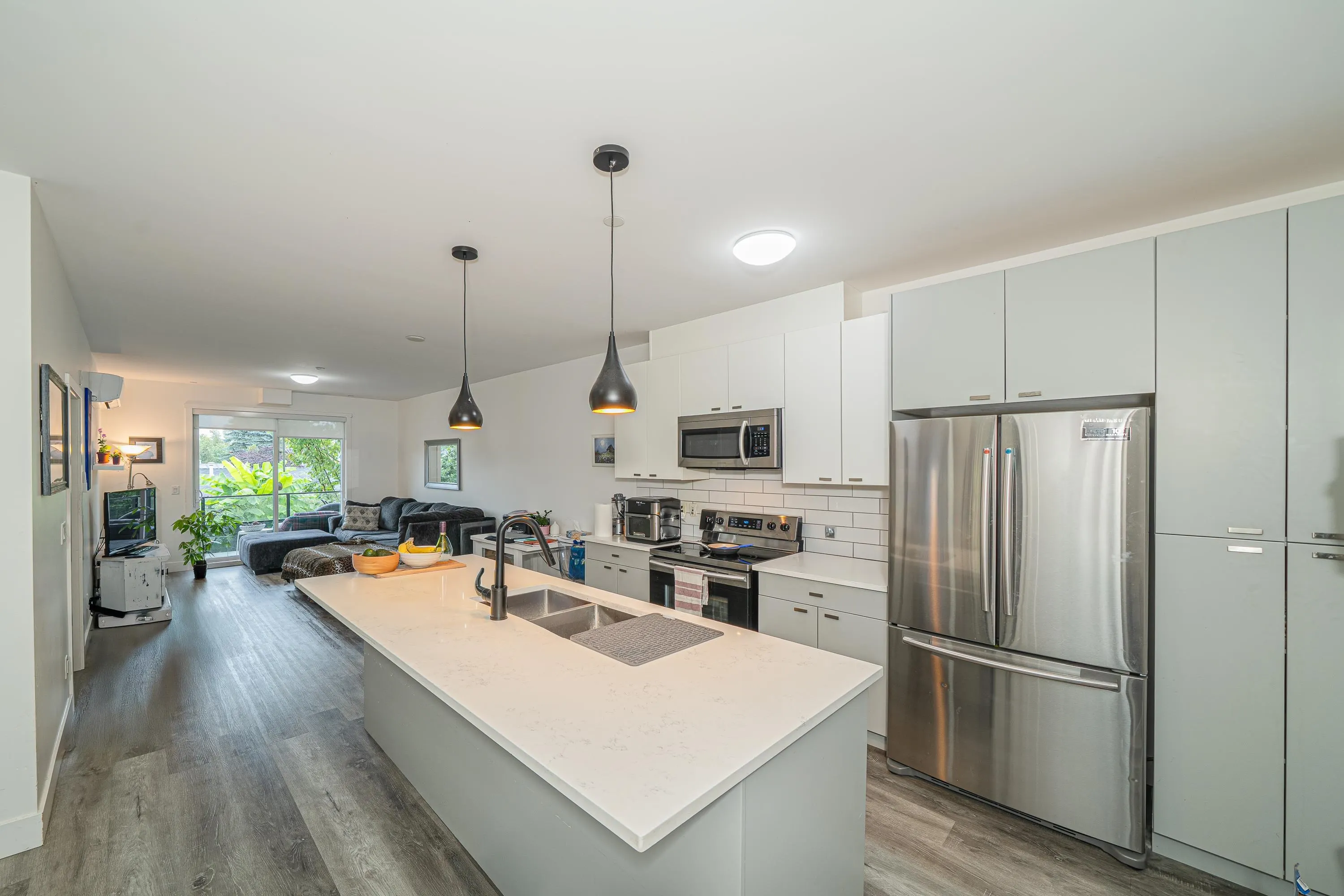 205 12320 222 Street