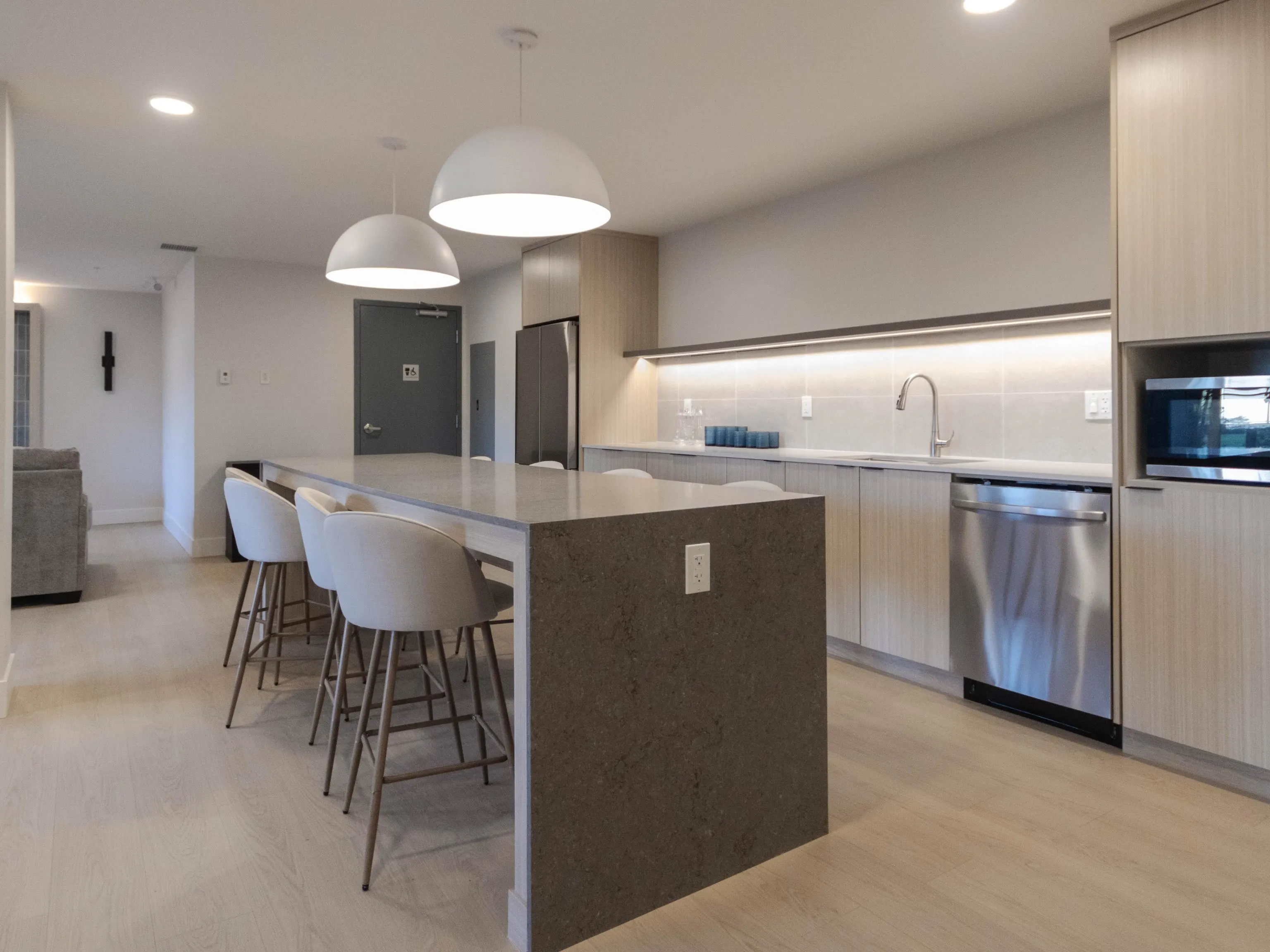 114 13458 95 Avenue