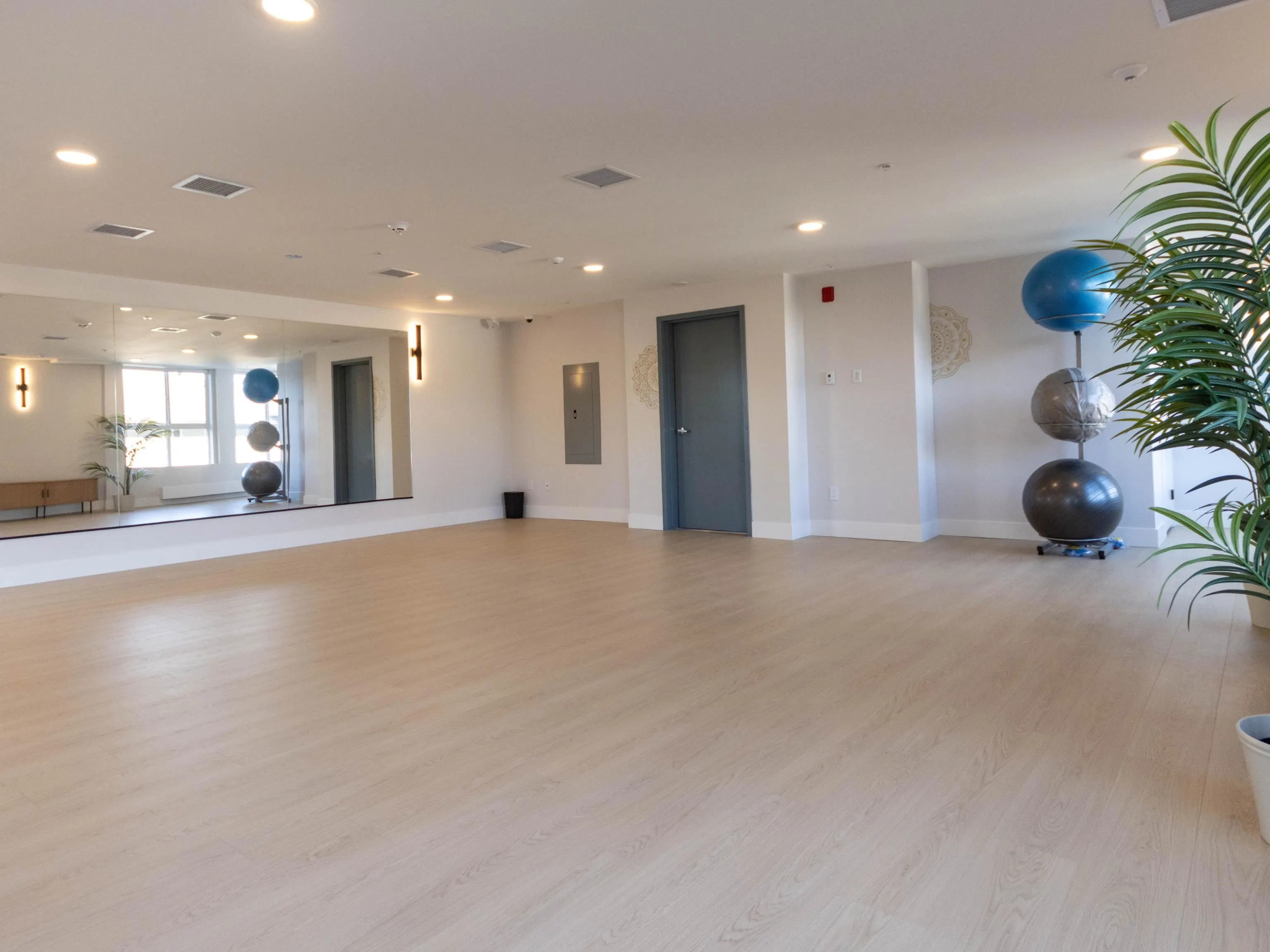 114 13458 95 Avenue