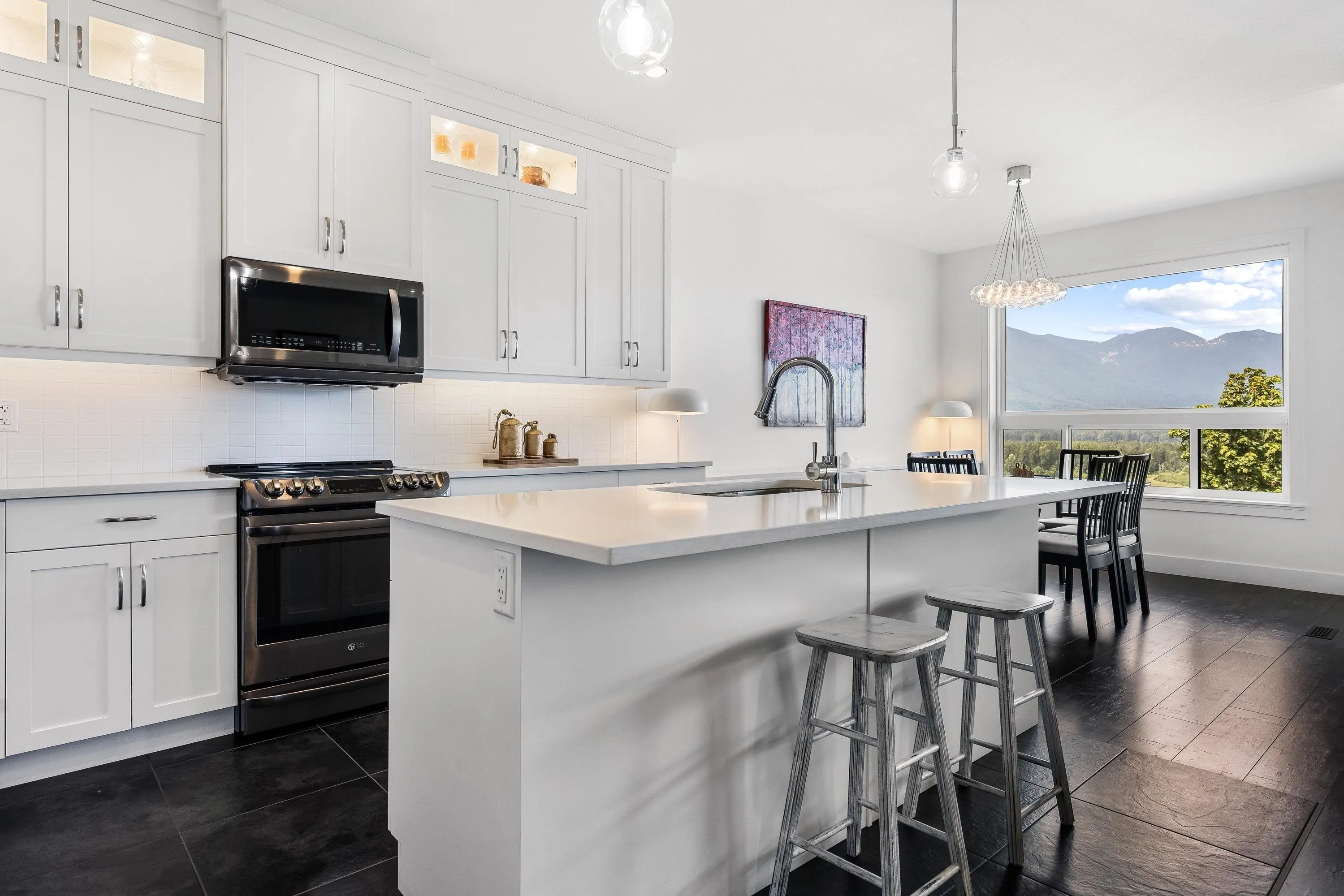 60 43685 Chilliwack Mountain Road