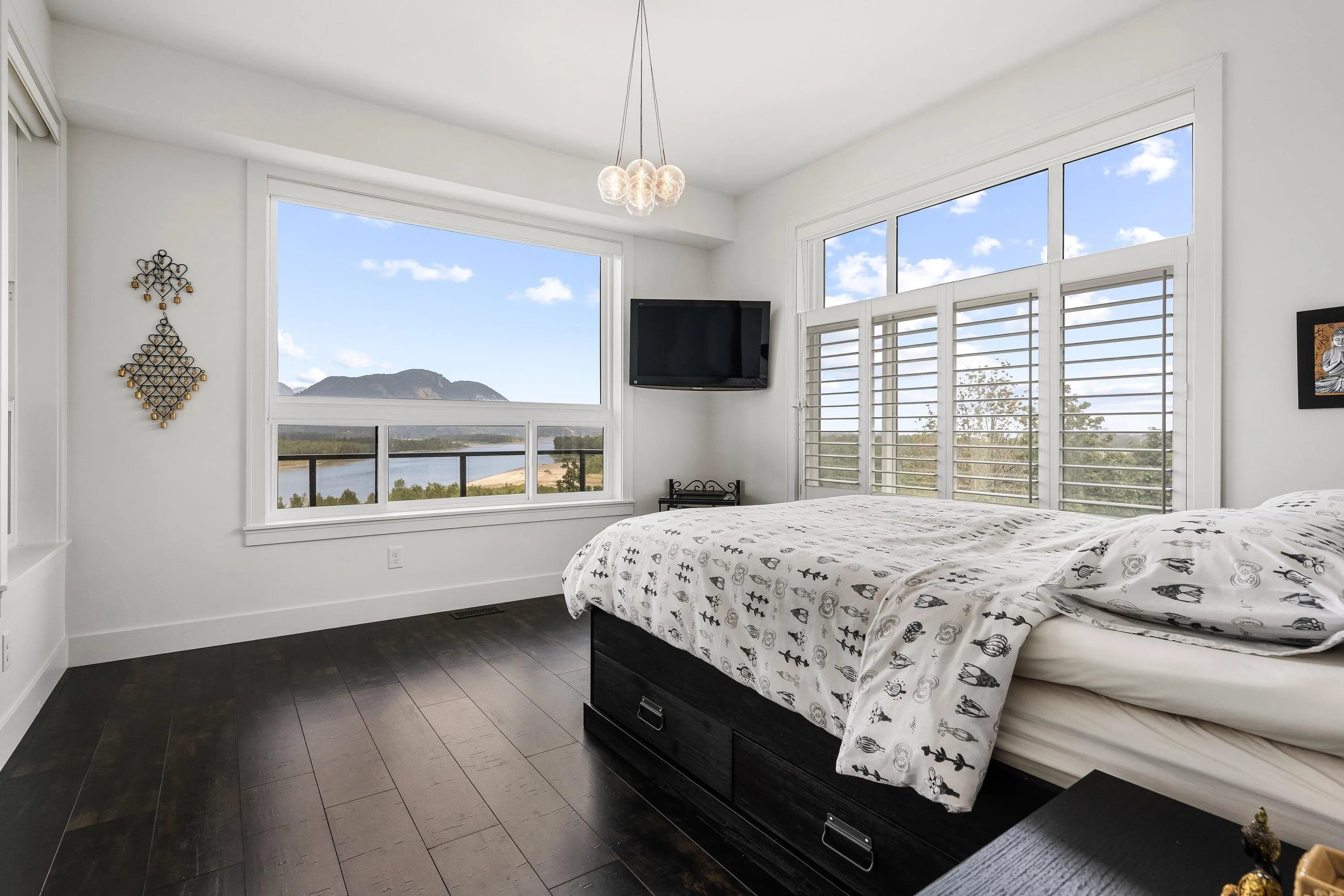 60 43685 Chilliwack Mountain Road