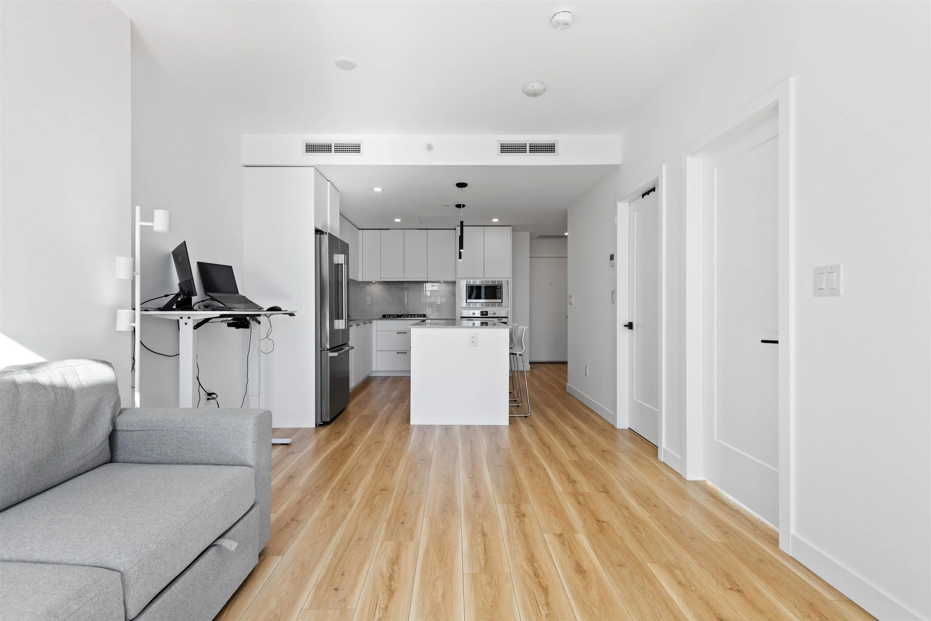 404 8551 85 Avenue