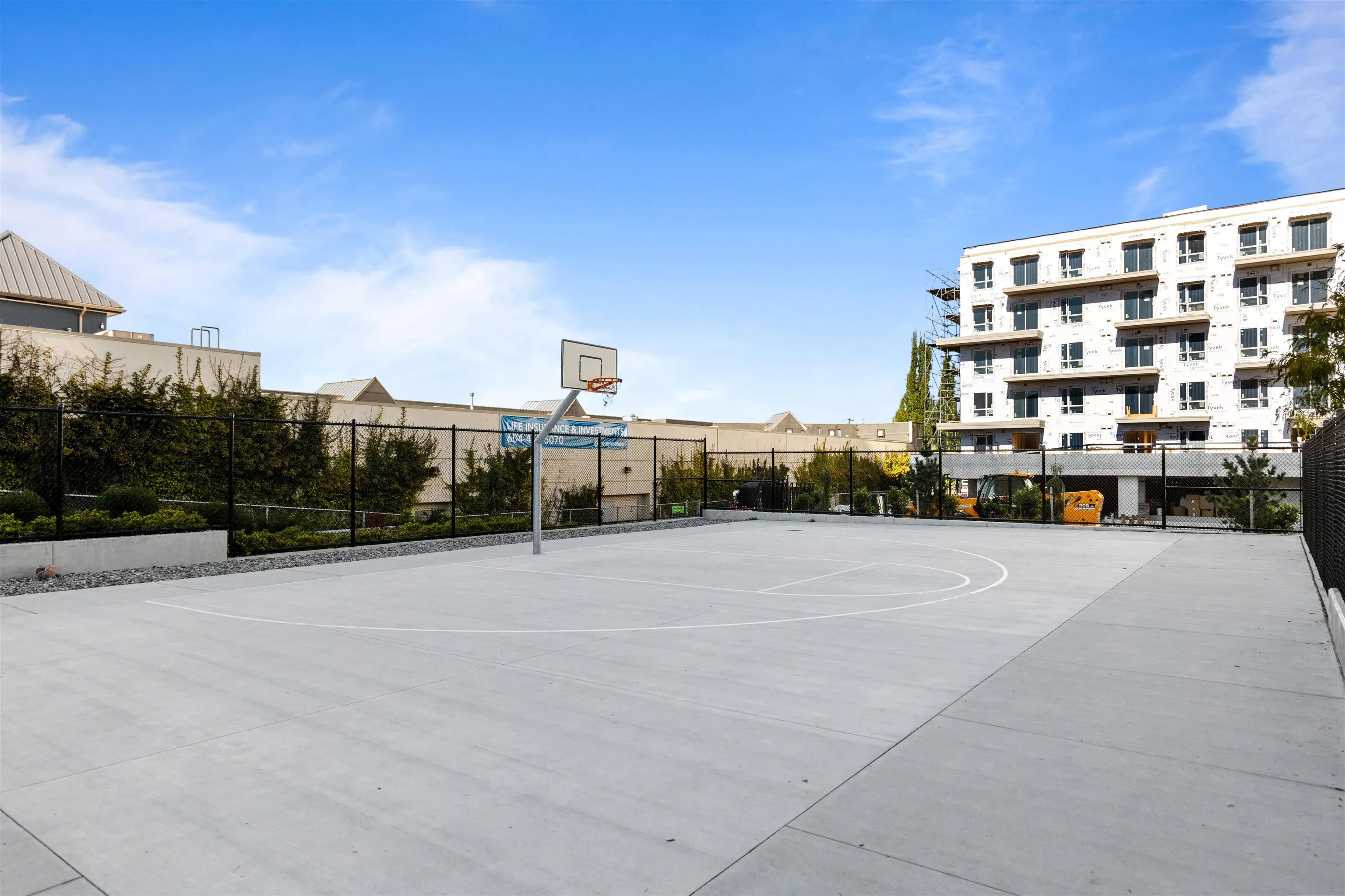 404 8551 85 Avenue