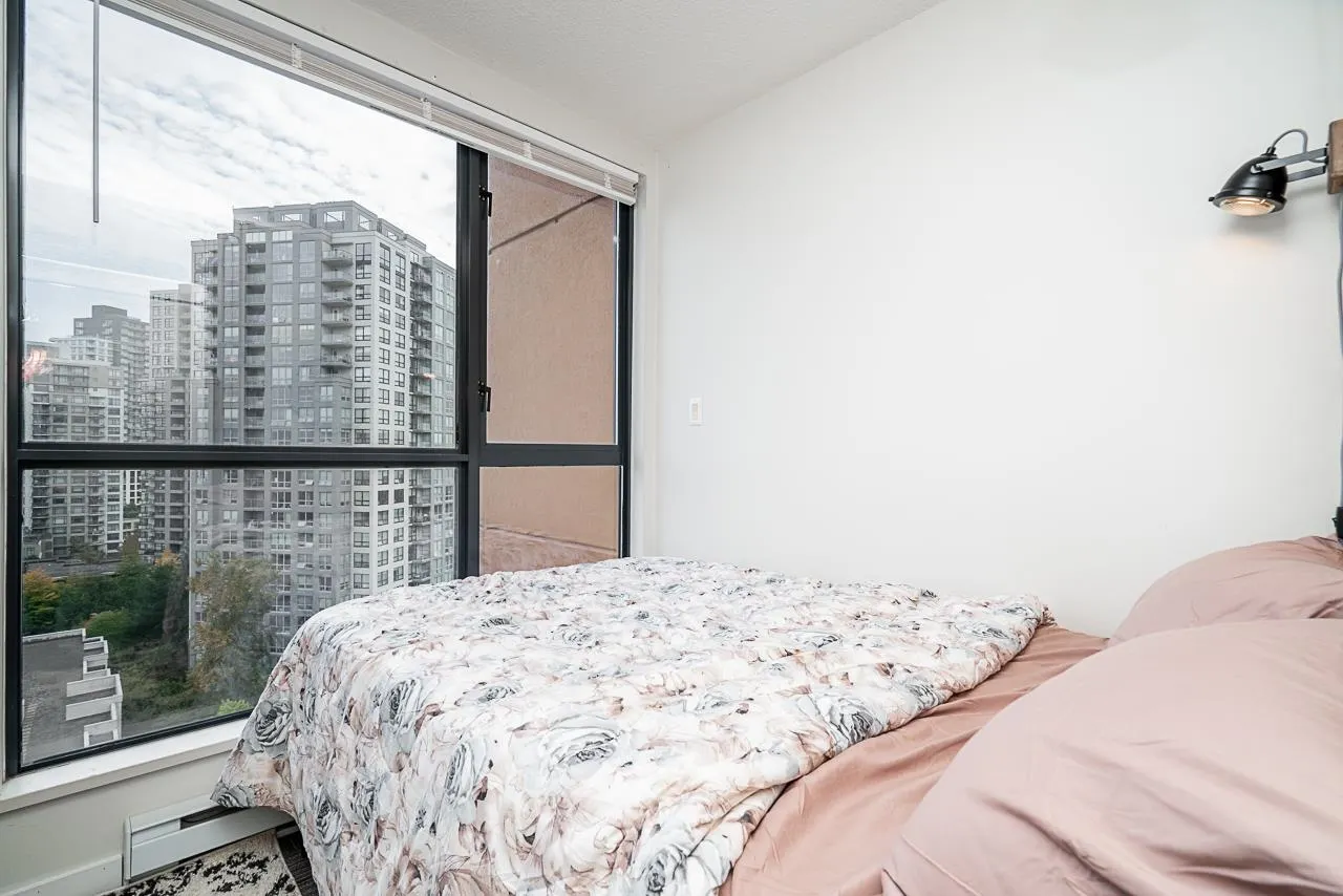 1501 5288 Melbourne Street