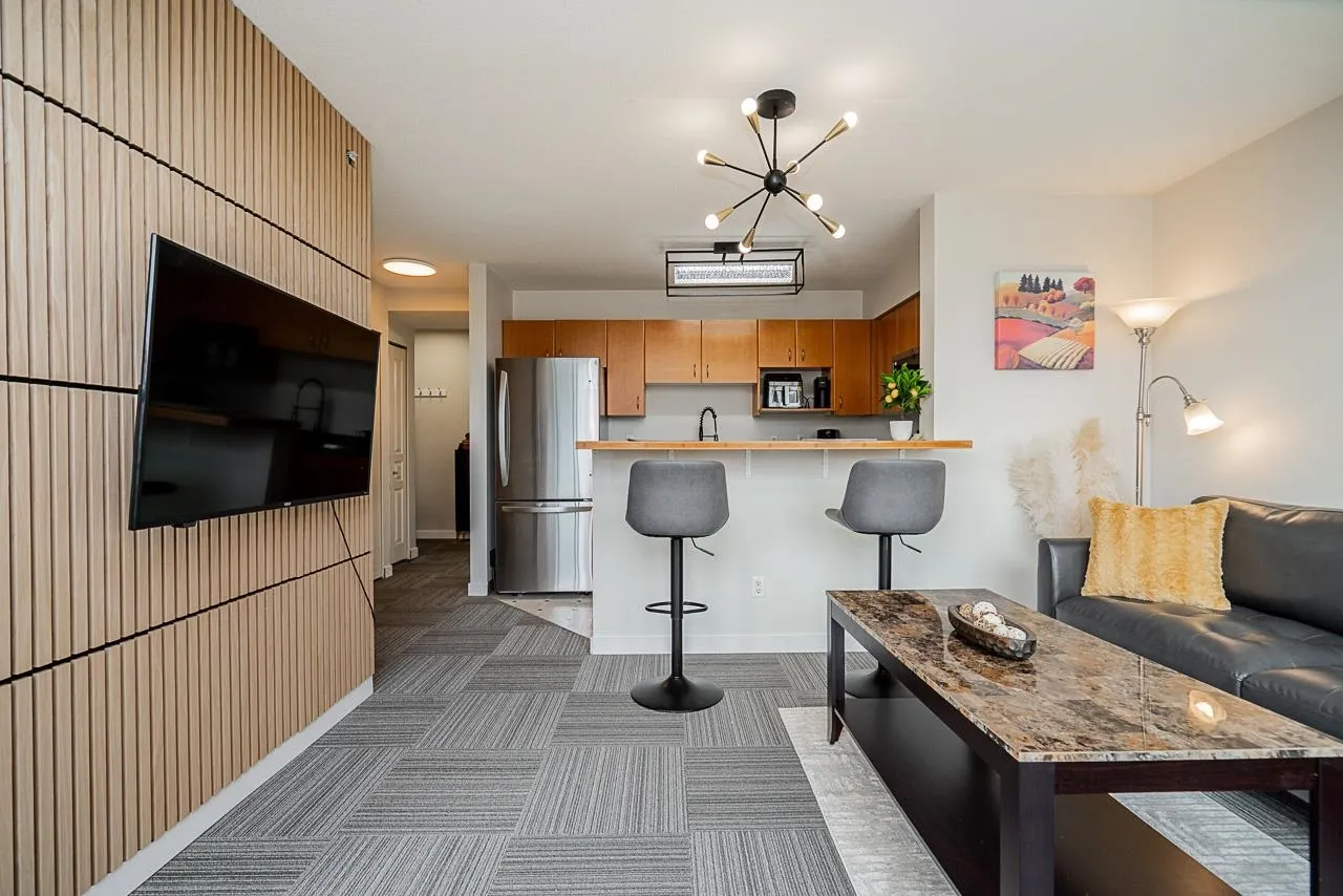1501 5288 Melbourne Street