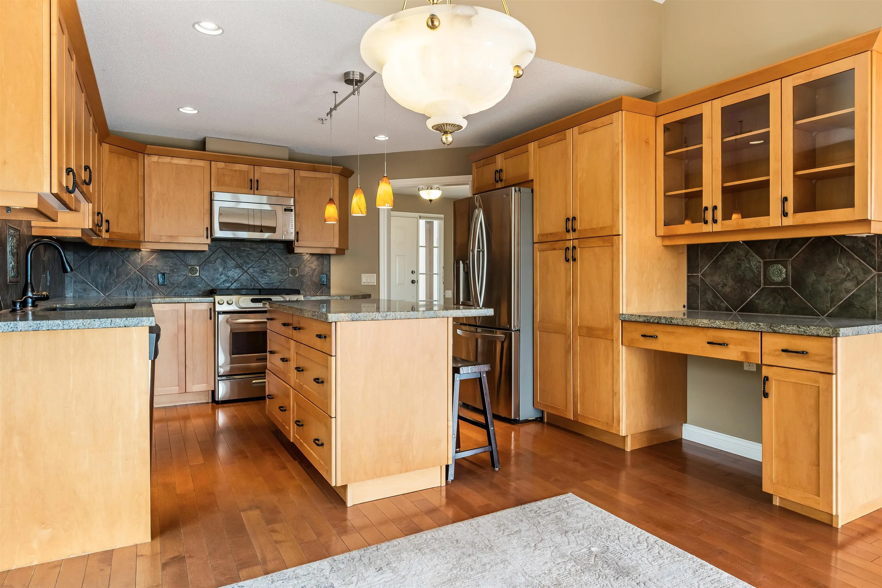 35 35931 Empress Drive
